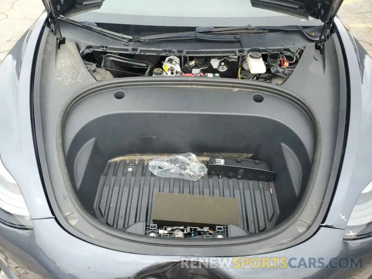 11 Фотография поврежденного автомобиля 5YJ3E1EA3PF395258 TESLA MODEL 3 2023