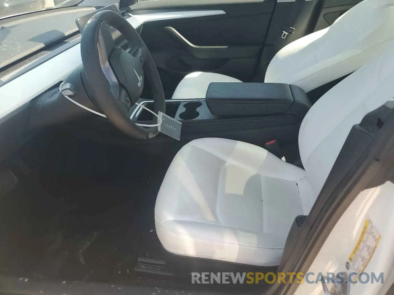 7 Photograph of a damaged car 5YJ3E1EA3PF398774 TESLA MODEL 3 2023