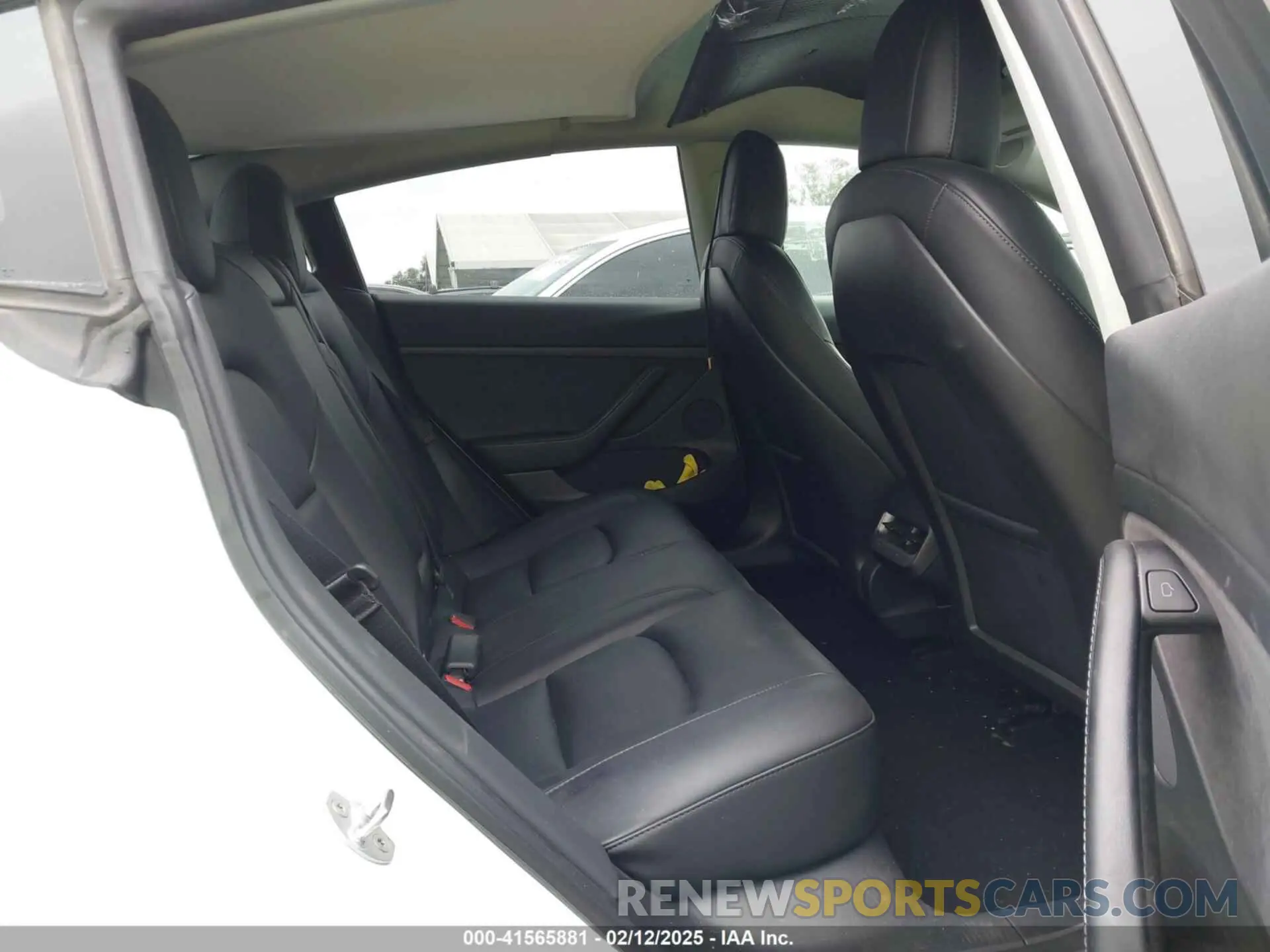 7 Photograph of a damaged car 5YJ3E1EA3PF401446 TESLA MODEL 3 2023