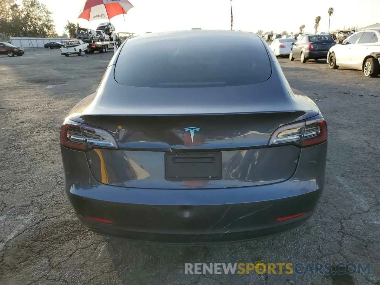 6 Photograph of a damaged car 5YJ3E1EA3PF402810 TESLA MODEL 3 2023