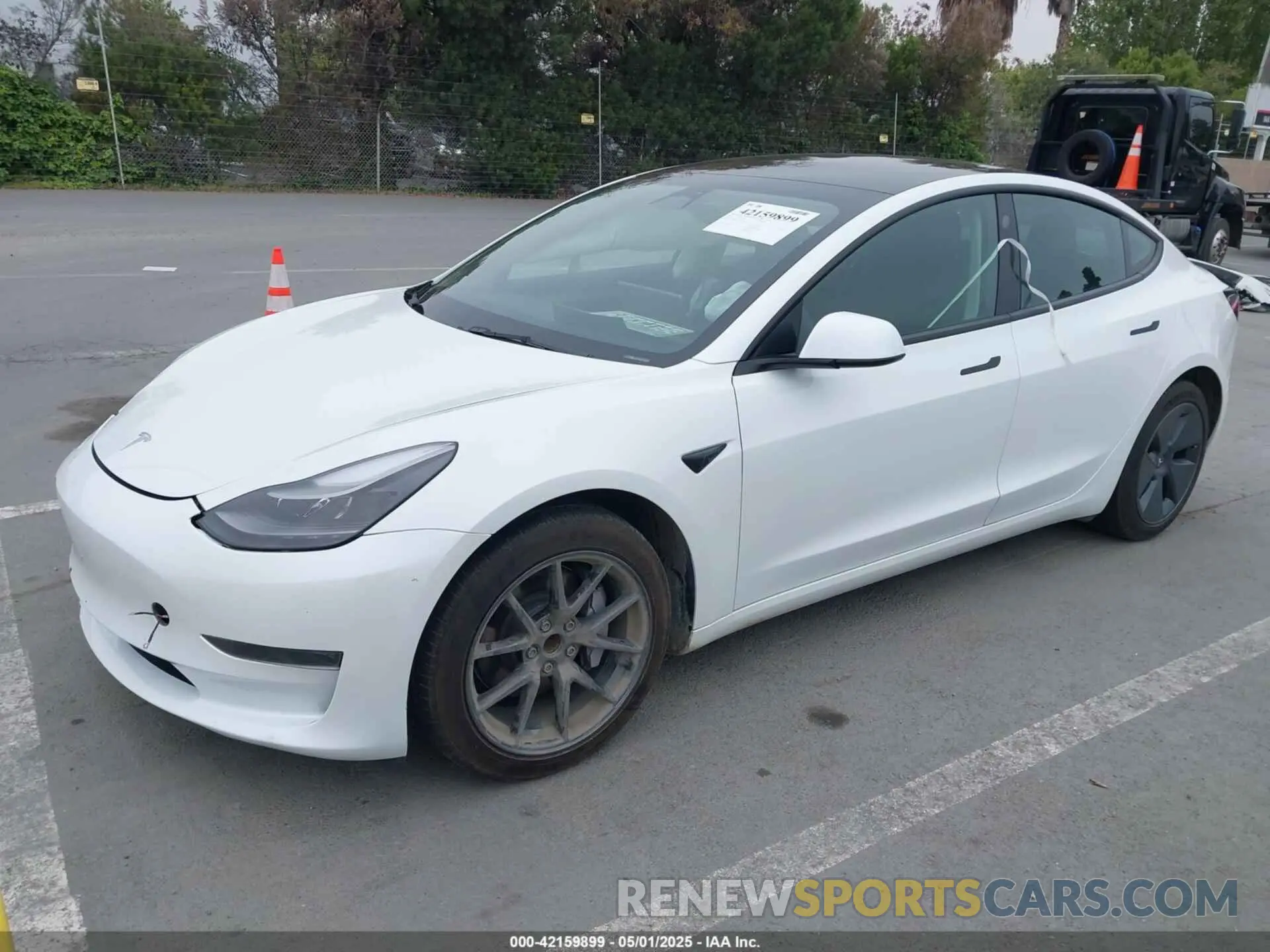 2 Photograph of a damaged car 5YJ3E1EA3PF404847 TESLA MODEL 3 2023