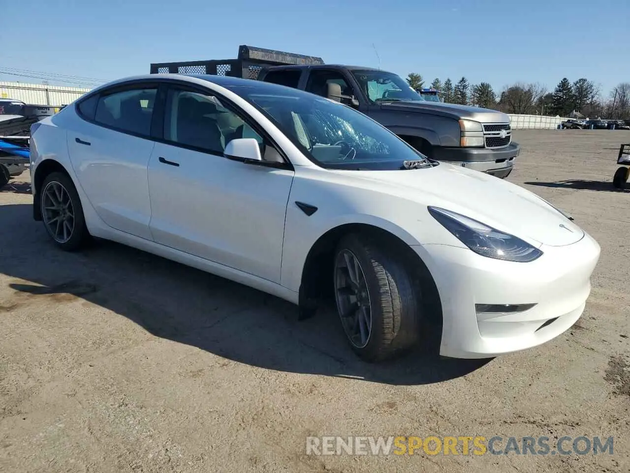 4 Photograph of a damaged car 5YJ3E1EA3PF409384 TESLA MODEL 3 2023