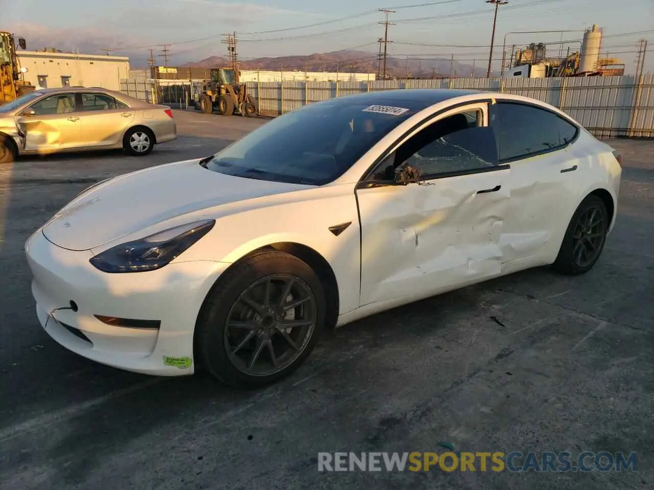 1 Photograph of a damaged car 5YJ3E1EA3PF410065 TESLA MODEL 3 2023