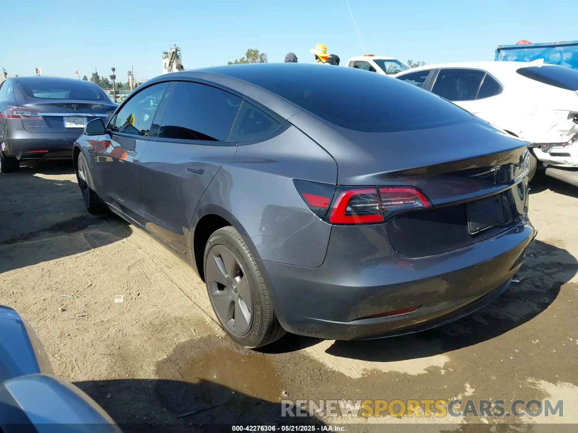 3 Фотография поврежденного автомобиля 5YJ3E1EA3PF412267 TESLA MODEL 3 2023