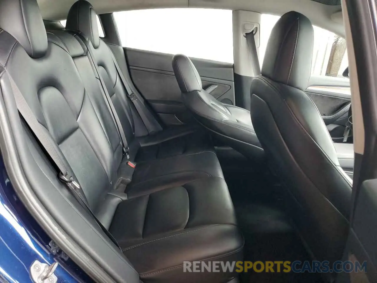 10 Фотография поврежденного автомобиля 5YJ3E1EA3PF450467 TESLA MODEL 3 2023