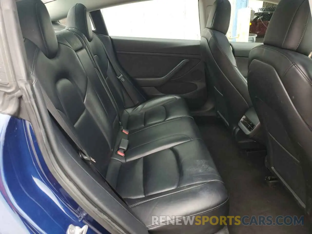 10 Photograph of a damaged car 5YJ3E1EA3PF456222 TESLA MODEL 3 2023