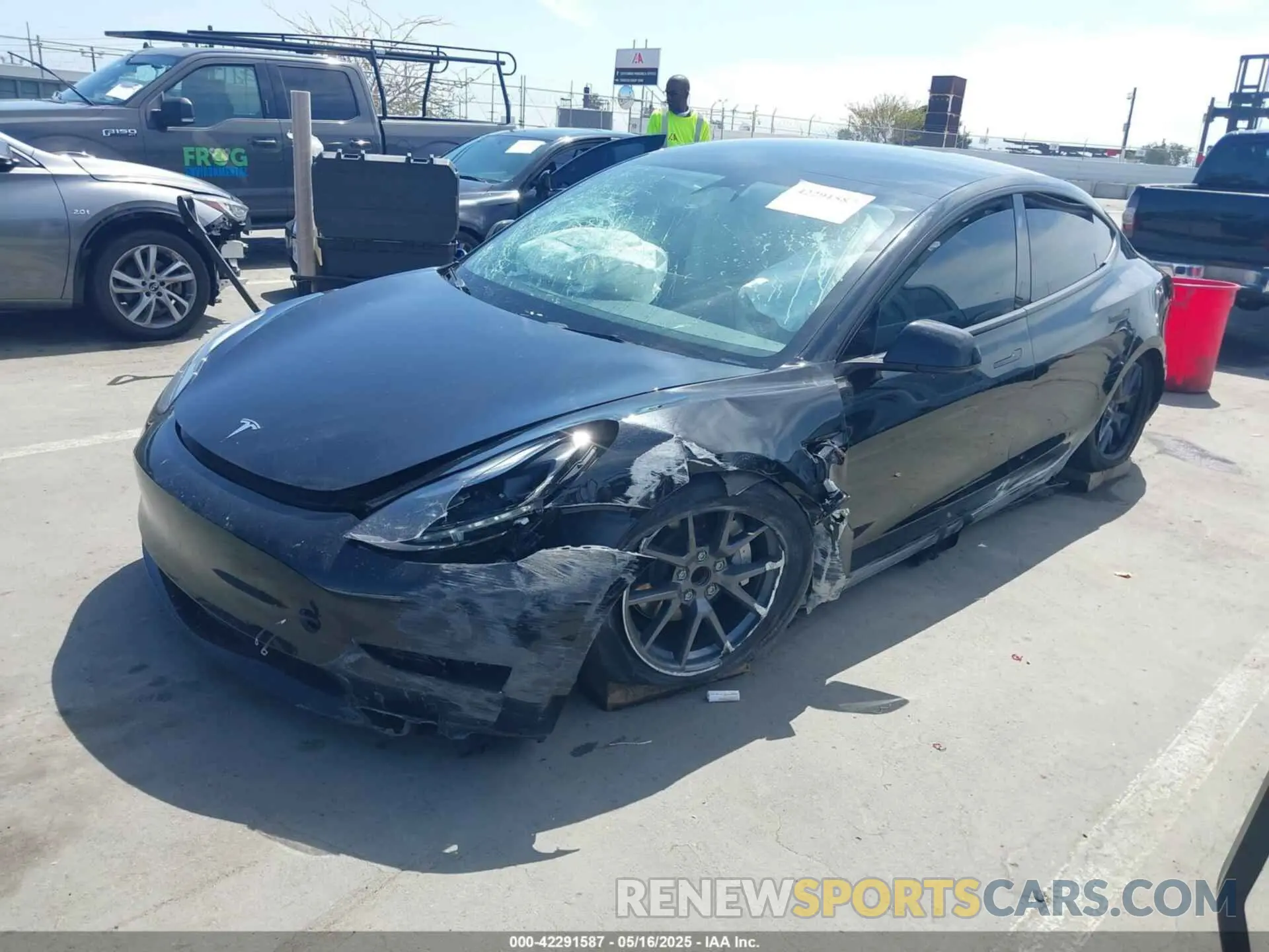 2 Photograph of a damaged car 5YJ3E1EA3PF462120 TESLA MODEL 3 2023