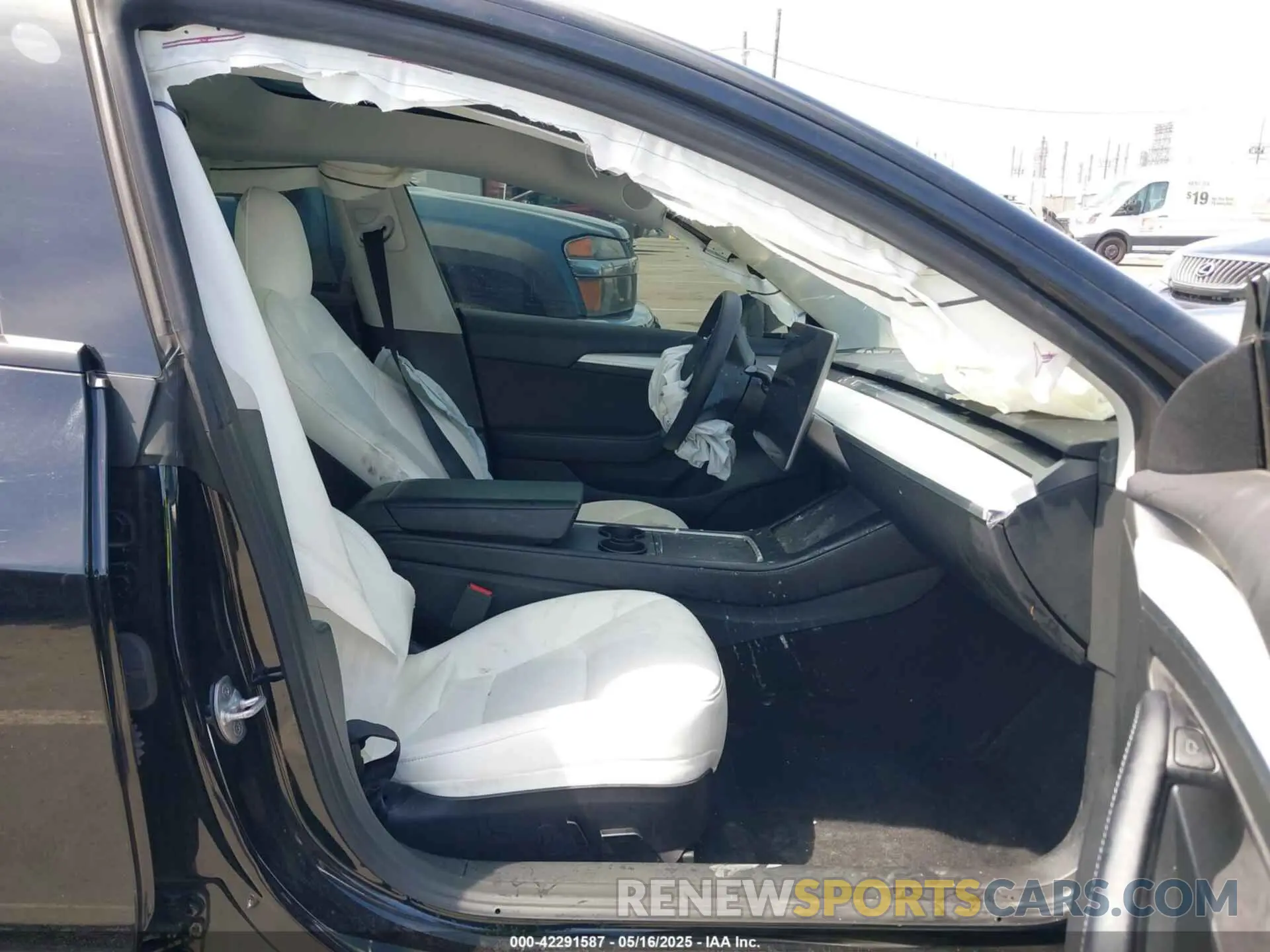5 Photograph of a damaged car 5YJ3E1EA3PF462120 TESLA MODEL 3 2023