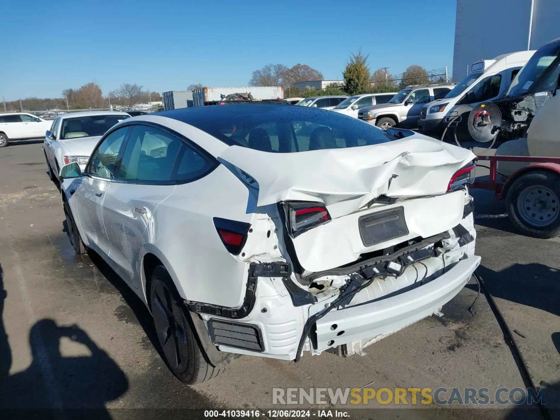 3 Photograph of a damaged car 5YJ3E1EA3PF486823 TESLA MODEL 3 2023