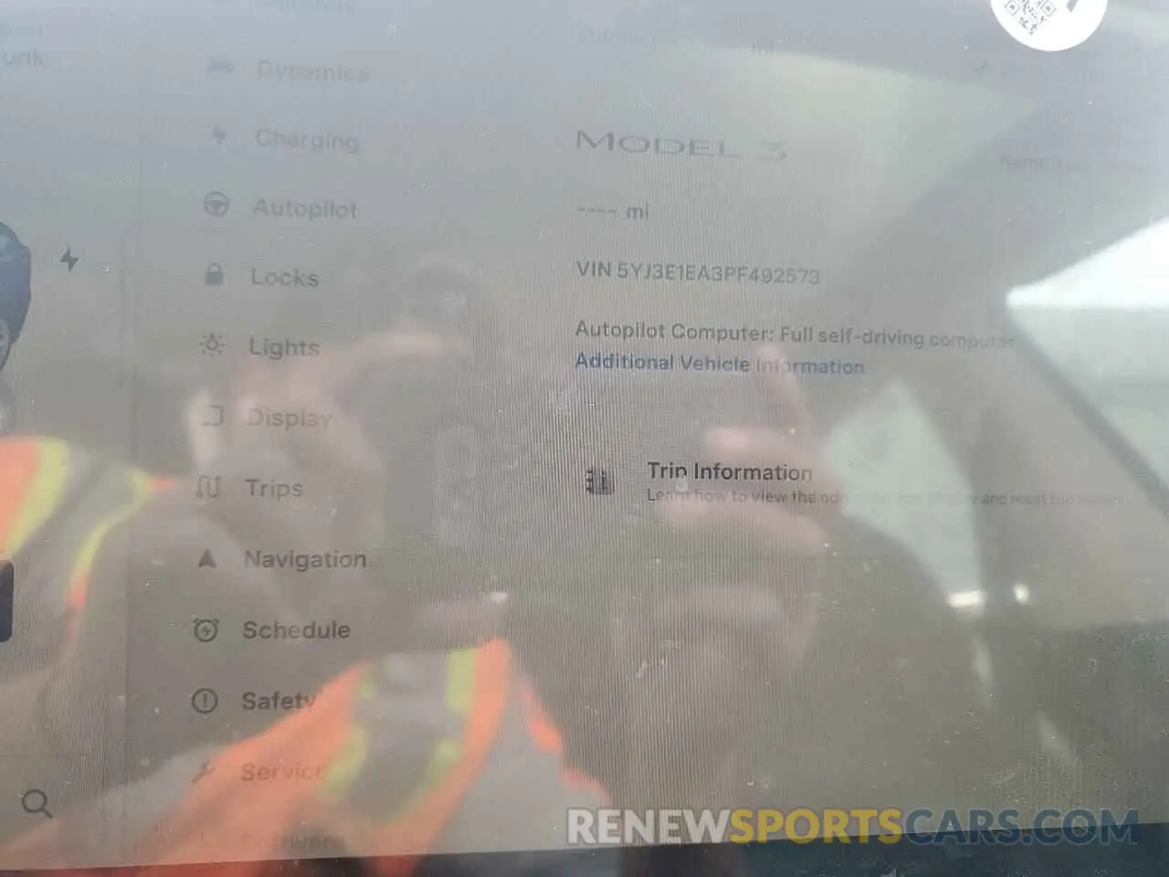 9 Photograph of a damaged car 5YJ3E1EA3PF492573 TESLA MODEL 3 2023