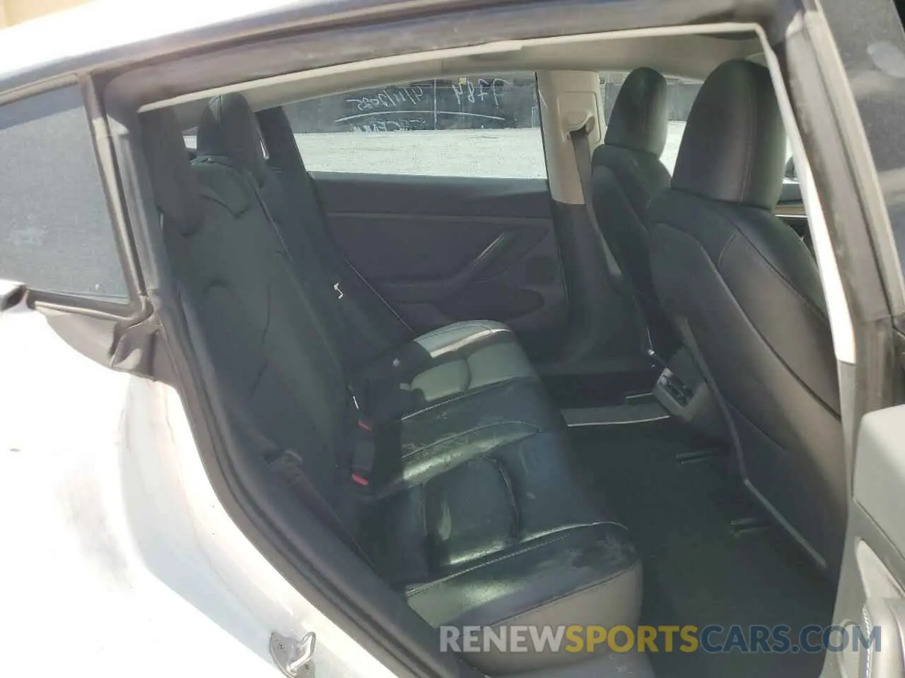 10 Фотография поврежденного автомобиля 5YJ3E1EA3PF495778 TESLA MODEL 3 2023