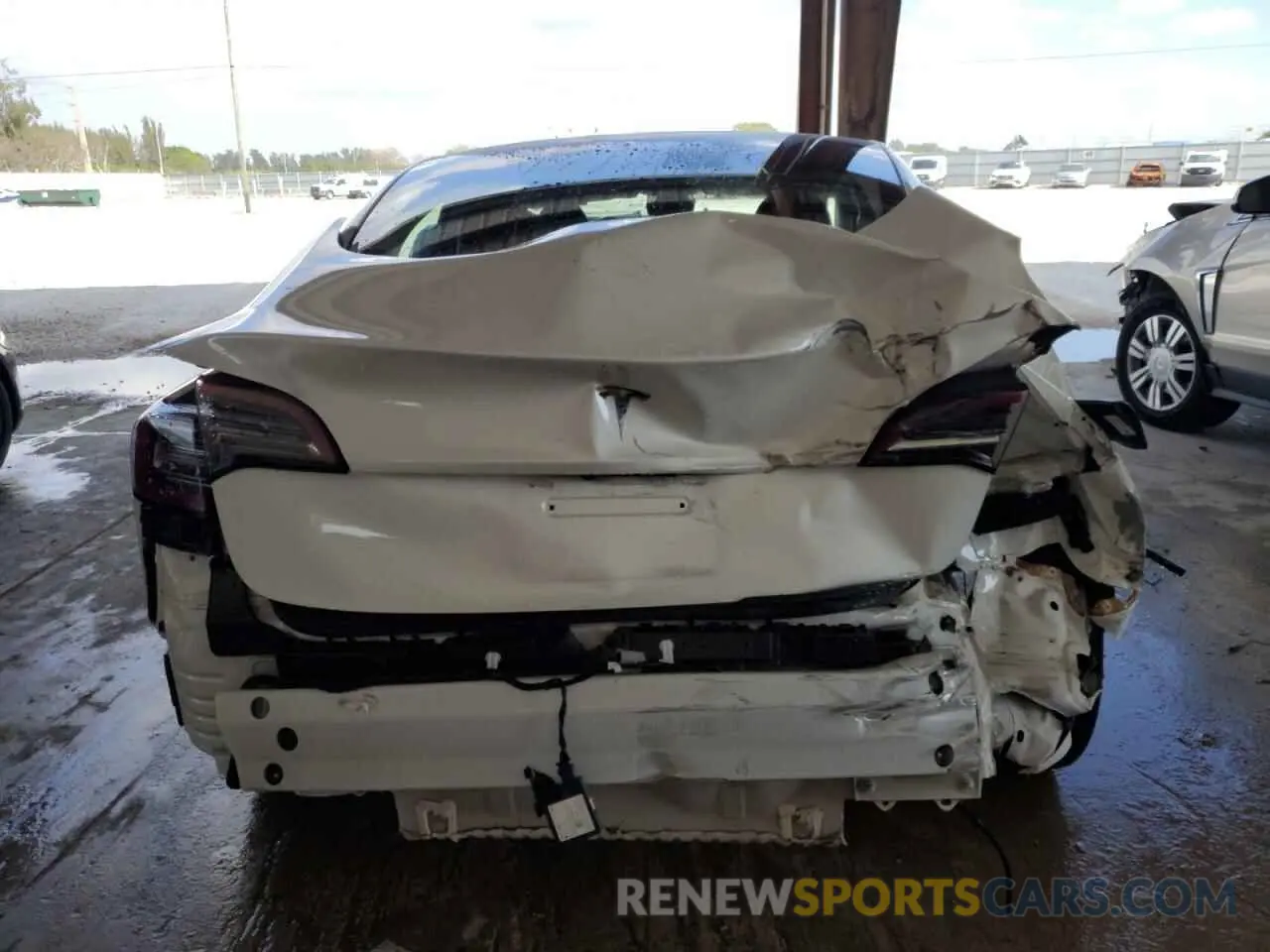 6 Photograph of a damaged car 5YJ3E1EA3PF515480 TESLA MODEL 3 2023