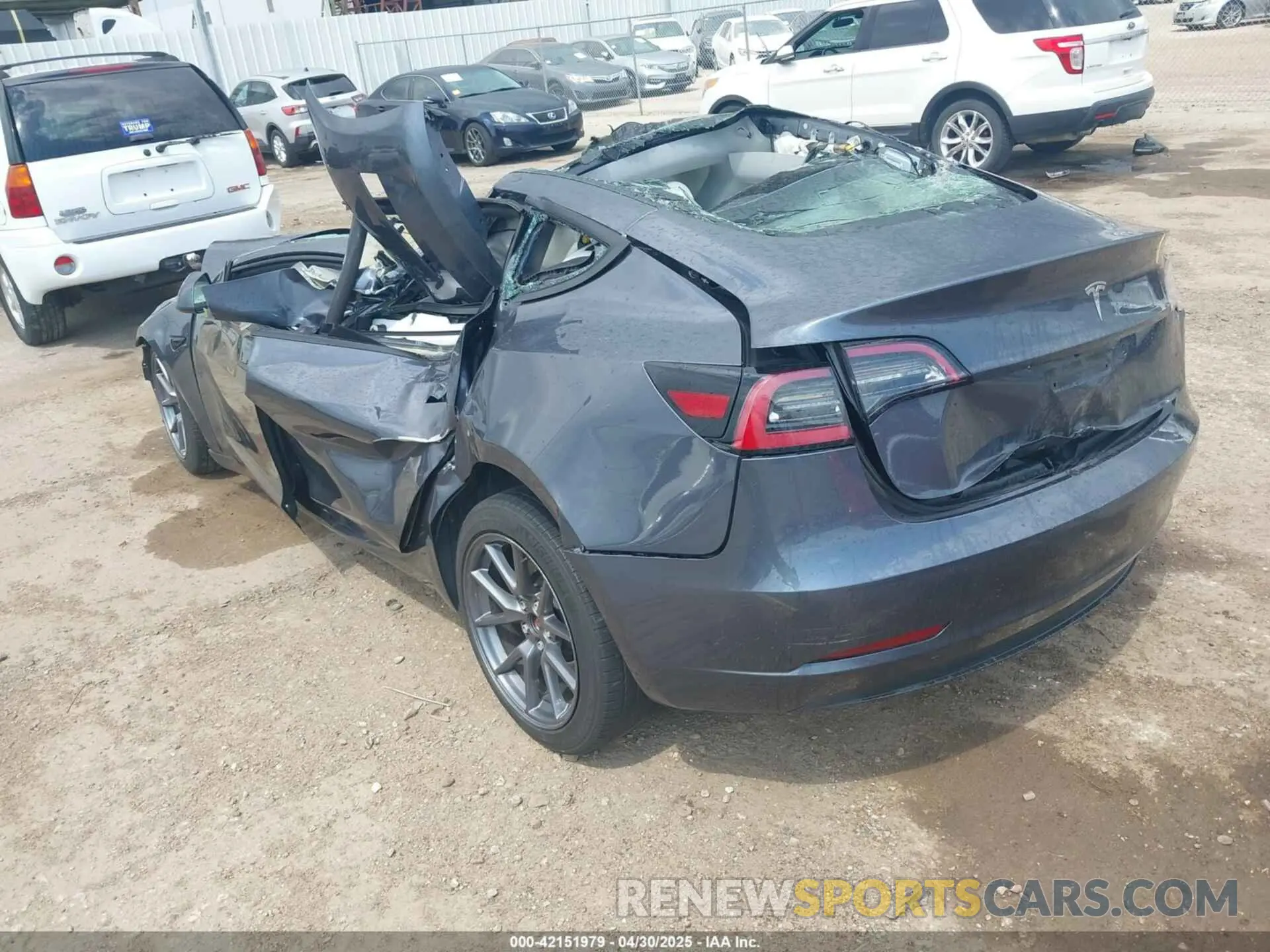 3 Photograph of a damaged car 5YJ3E1EA3PF541836 TESLA MODEL 3 2023