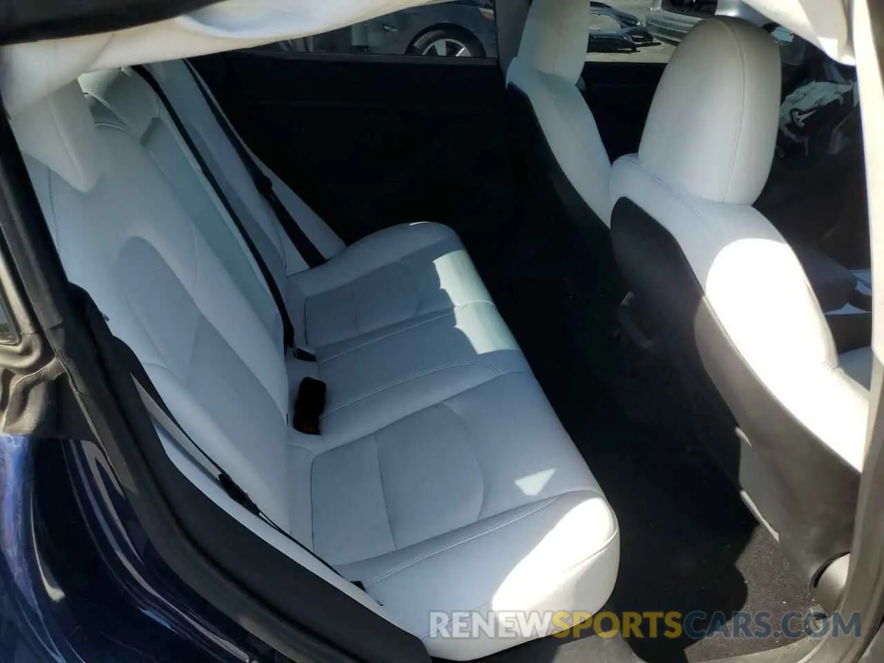 10 Фотография поврежденного автомобиля 5YJ3E1EA3PF552397 TESLA MODEL 3 2023