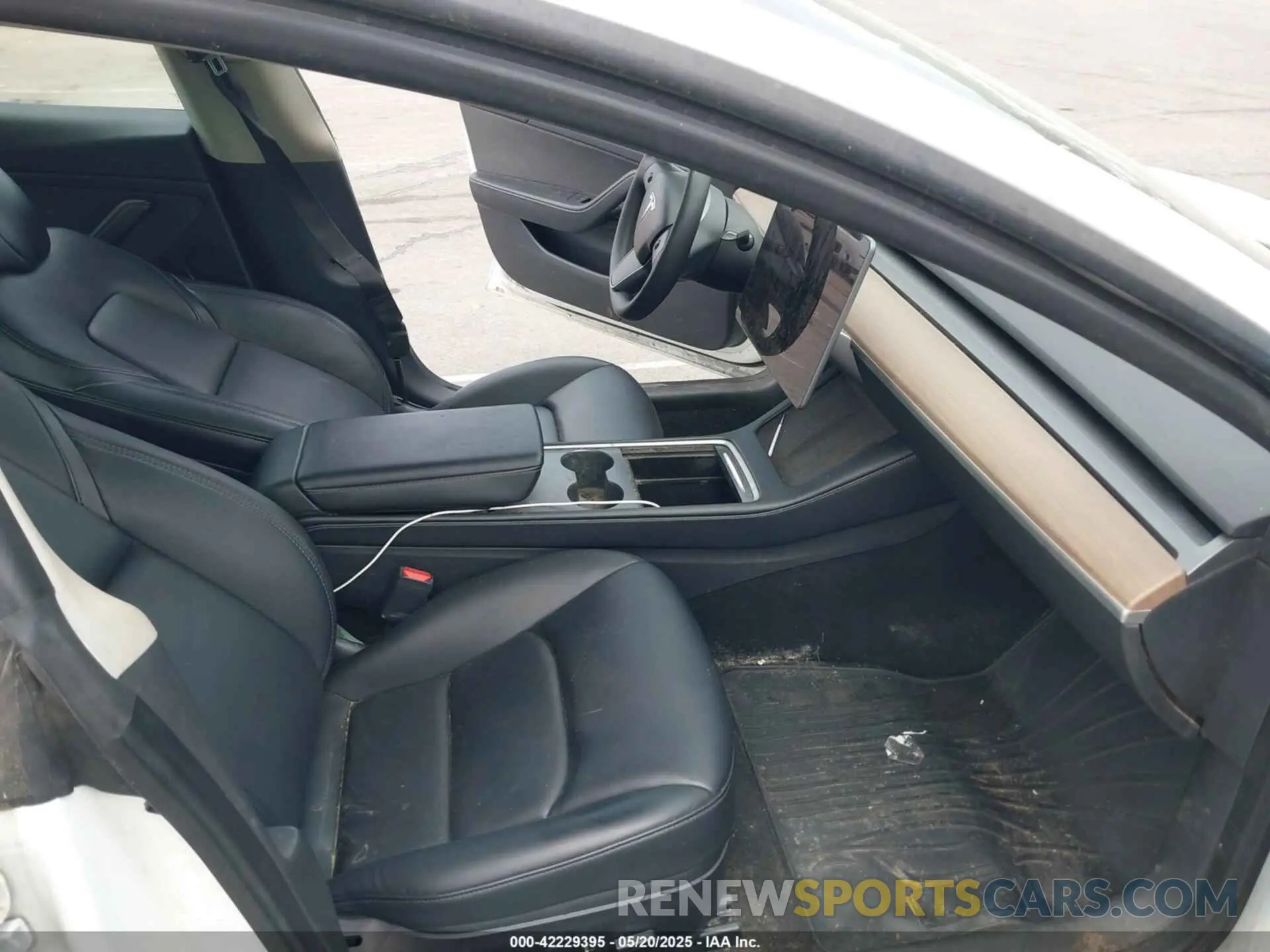 5 Фотография поврежденного автомобиля 5YJ3E1EA3PF556644 TESLA MODEL 3 2023
