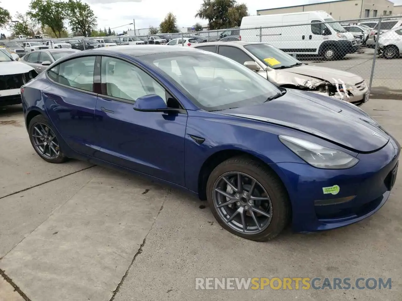 4 Photograph of a damaged car 5YJ3E1EA3PF593743 TESLA MODEL 3 2023