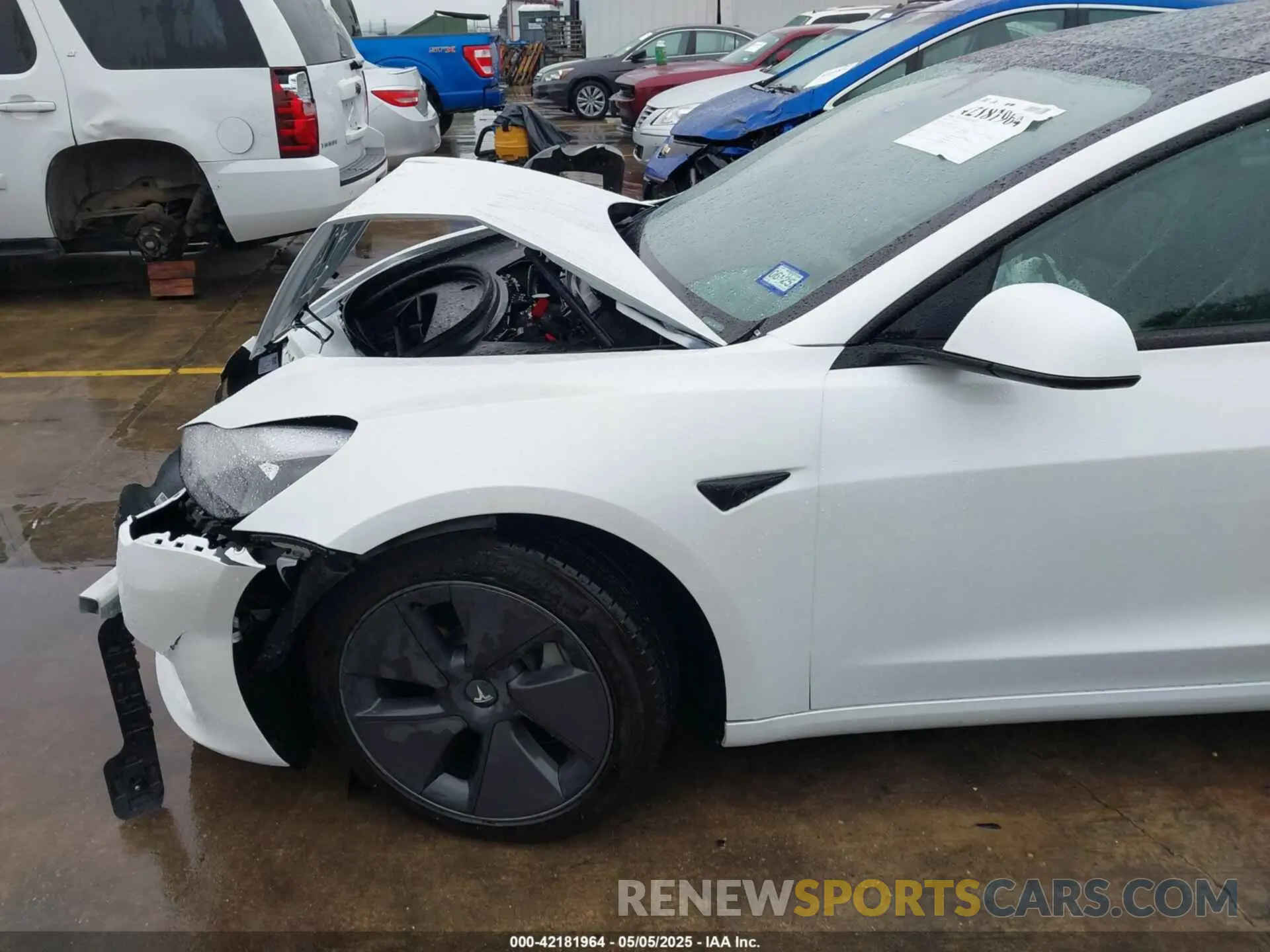 18 Фотография поврежденного автомобиля 5YJ3E1EA3PF604076 TESLA MODEL 3 2023
