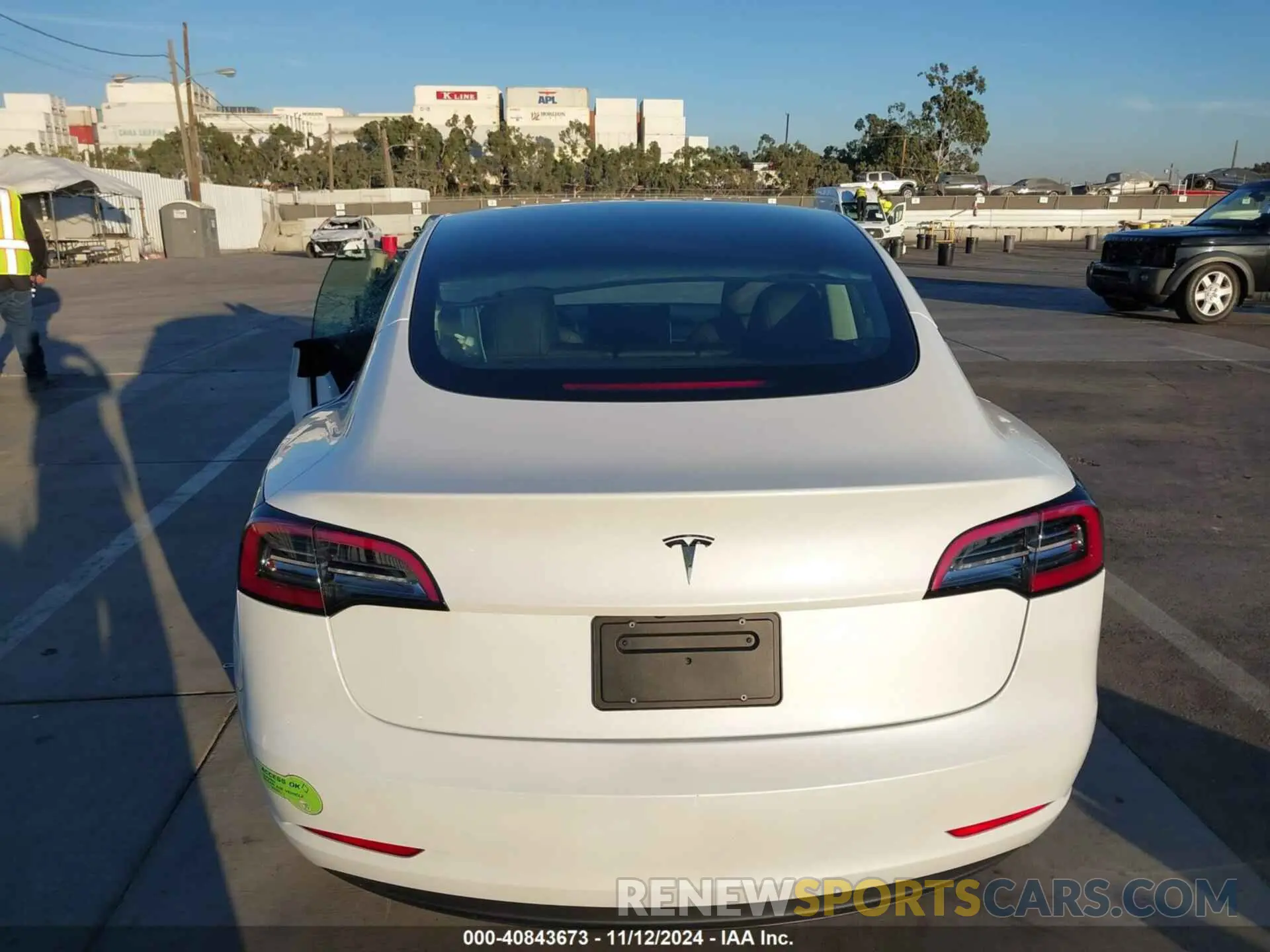 15 Photograph of a damaged car 5YJ3E1EA3PF605020 TESLA MODEL 3 2023