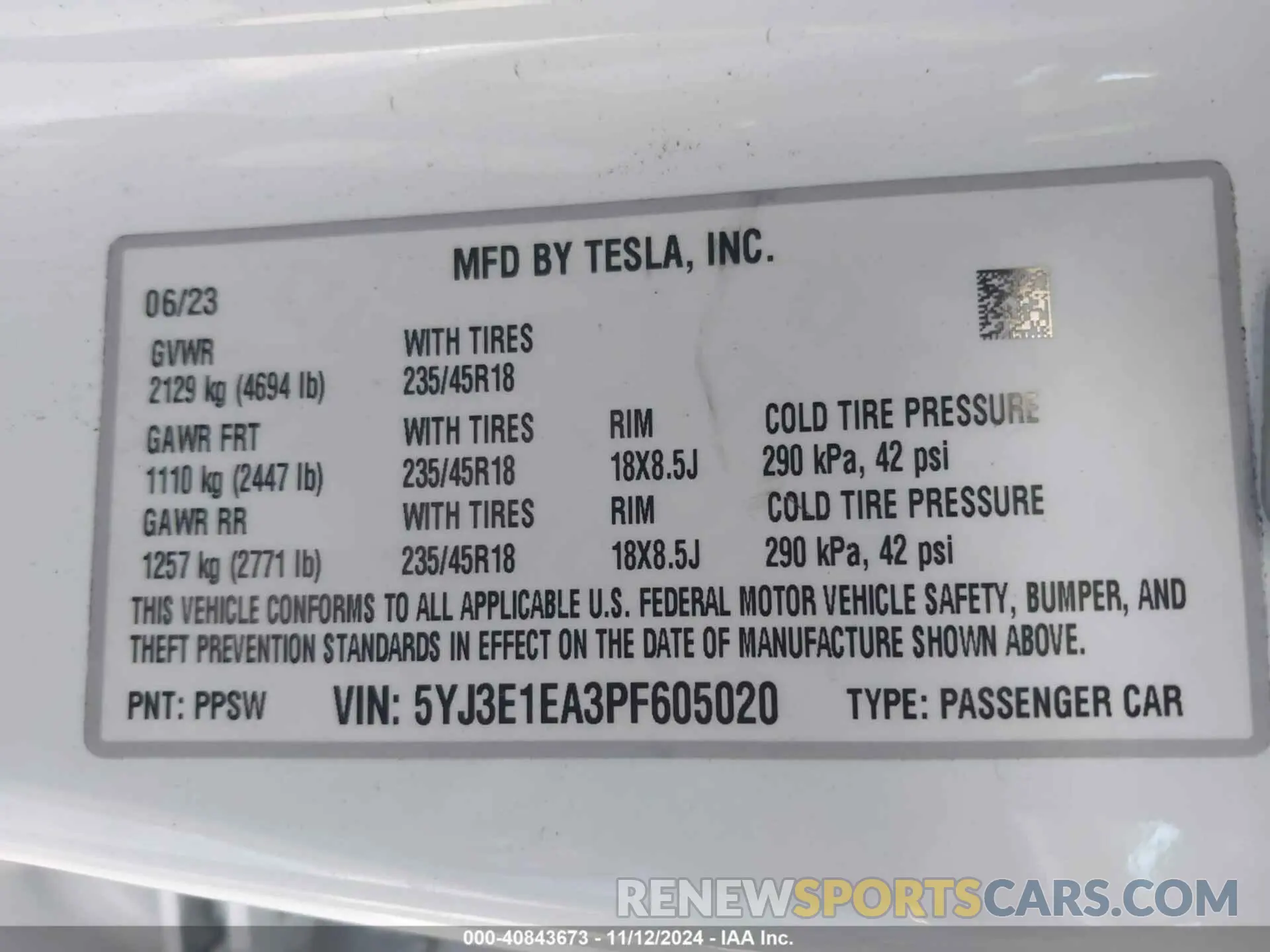 9 Photograph of a damaged car 5YJ3E1EA3PF605020 TESLA MODEL 3 2023