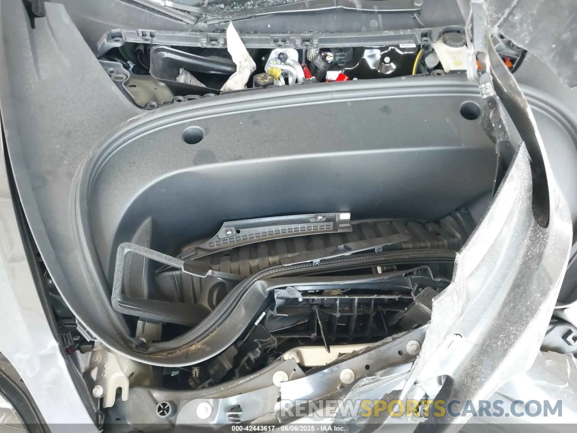 10 Photograph of a damaged car 5YJ3E1EA3PF618866 TESLA MODEL 3 2023