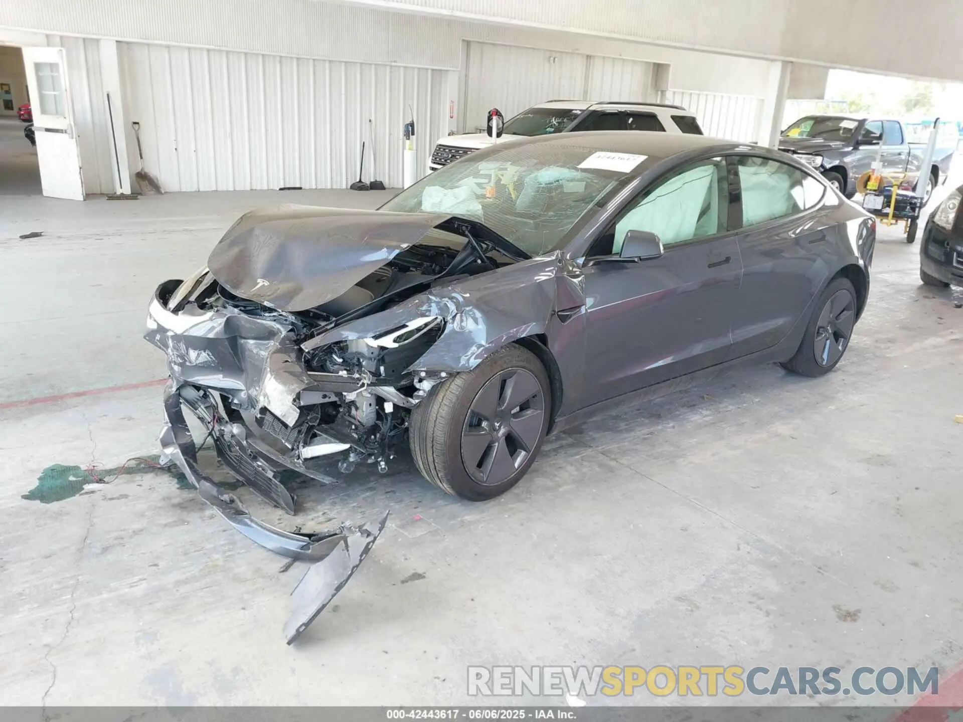 2 Photograph of a damaged car 5YJ3E1EA3PF618866 TESLA MODEL 3 2023