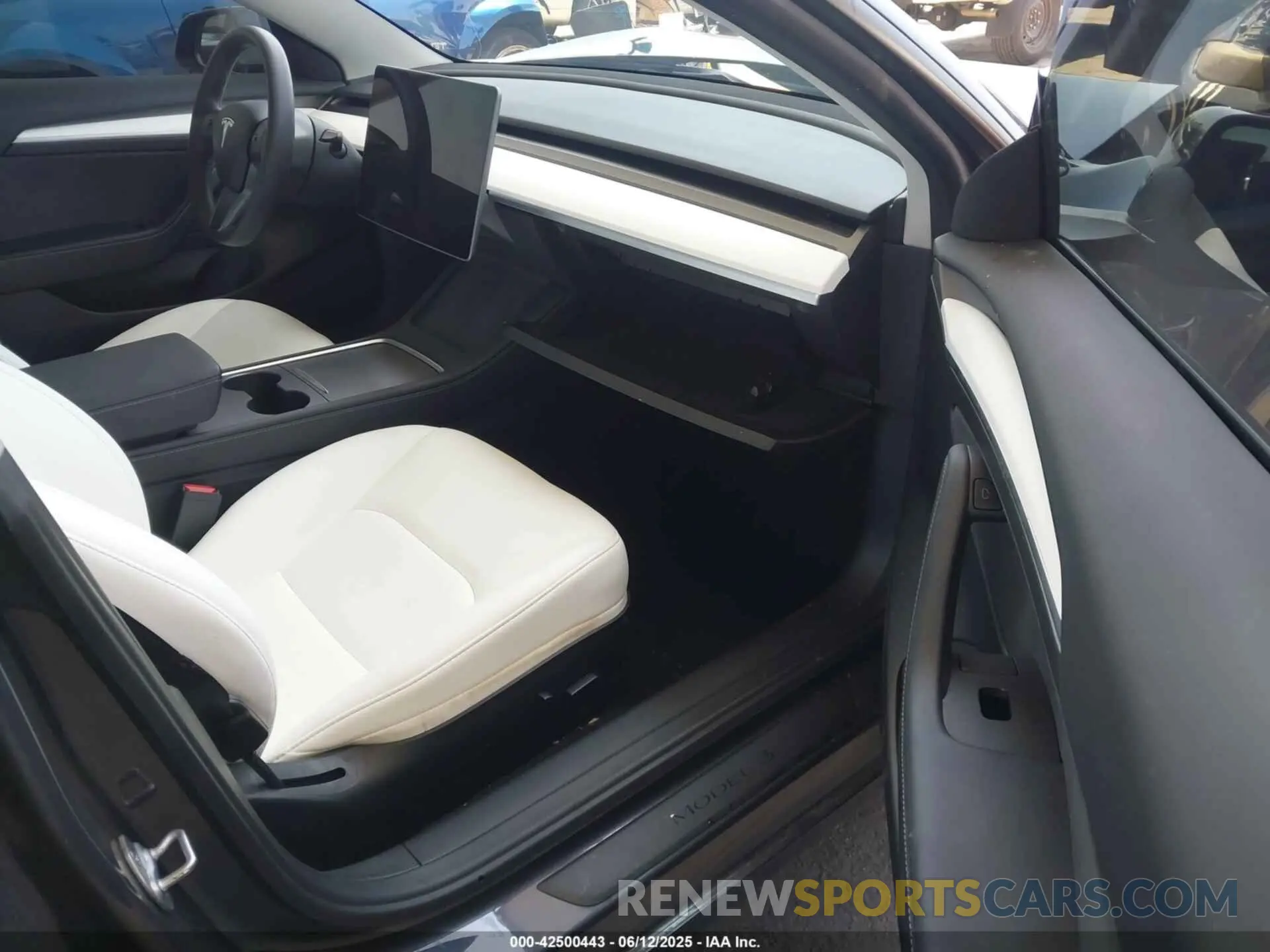 5 Фотография поврежденного автомобиля 5YJ3E1EA3PF622898 TESLA MODEL 3 2023