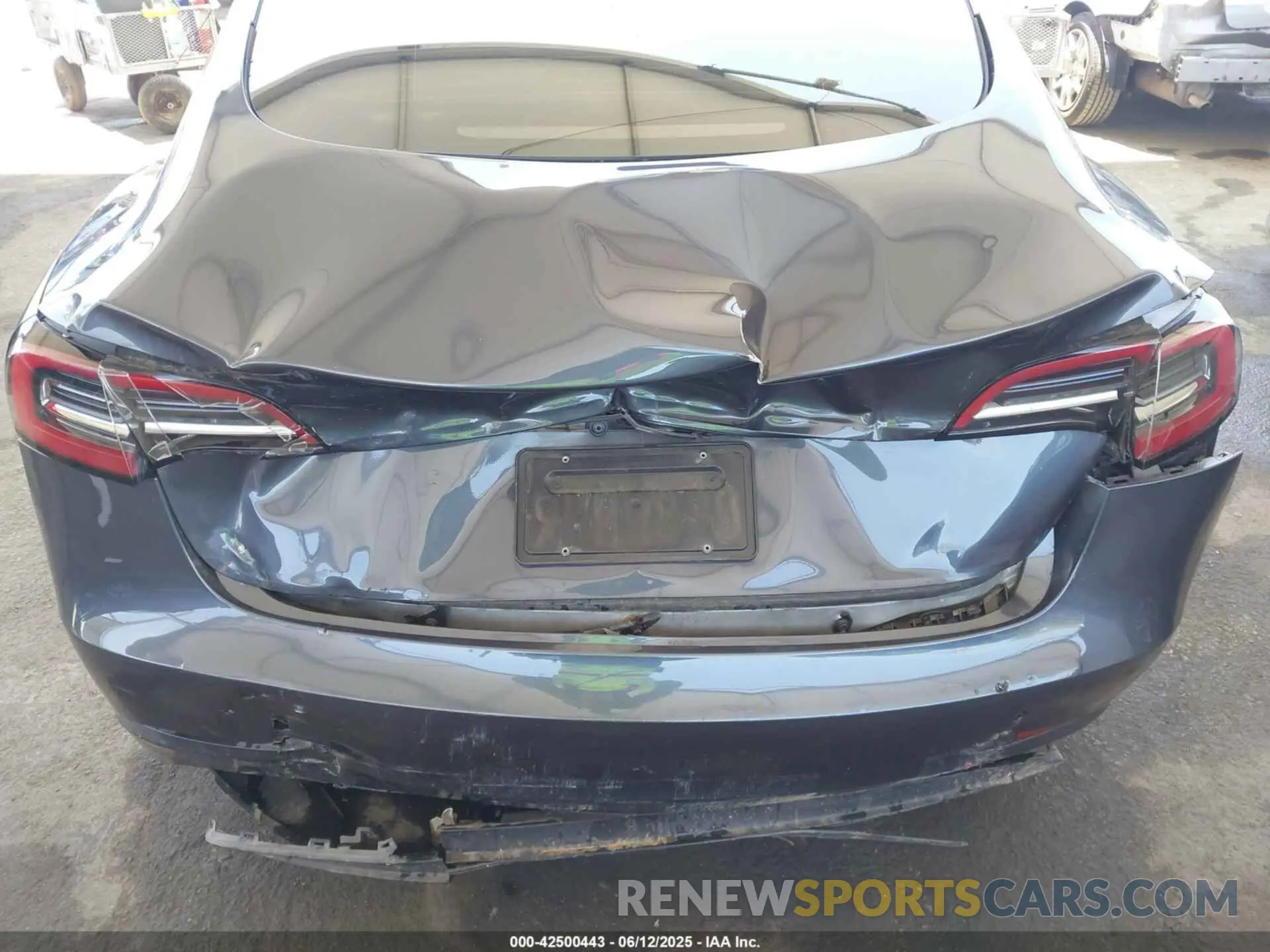 6 Фотография поврежденного автомобиля 5YJ3E1EA3PF622898 TESLA MODEL 3 2023