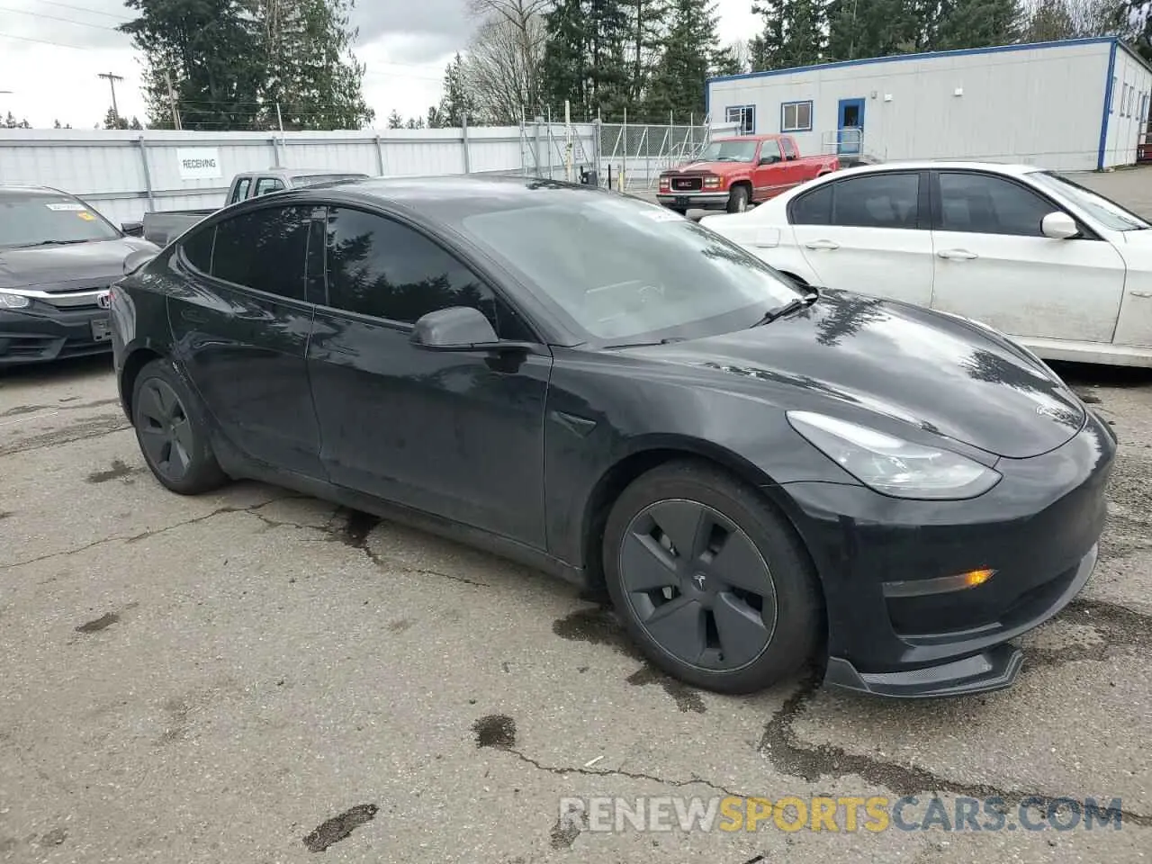 4 Фотография поврежденного автомобиля 5YJ3E1EA3PF644898 TESLA MODEL 3 2023