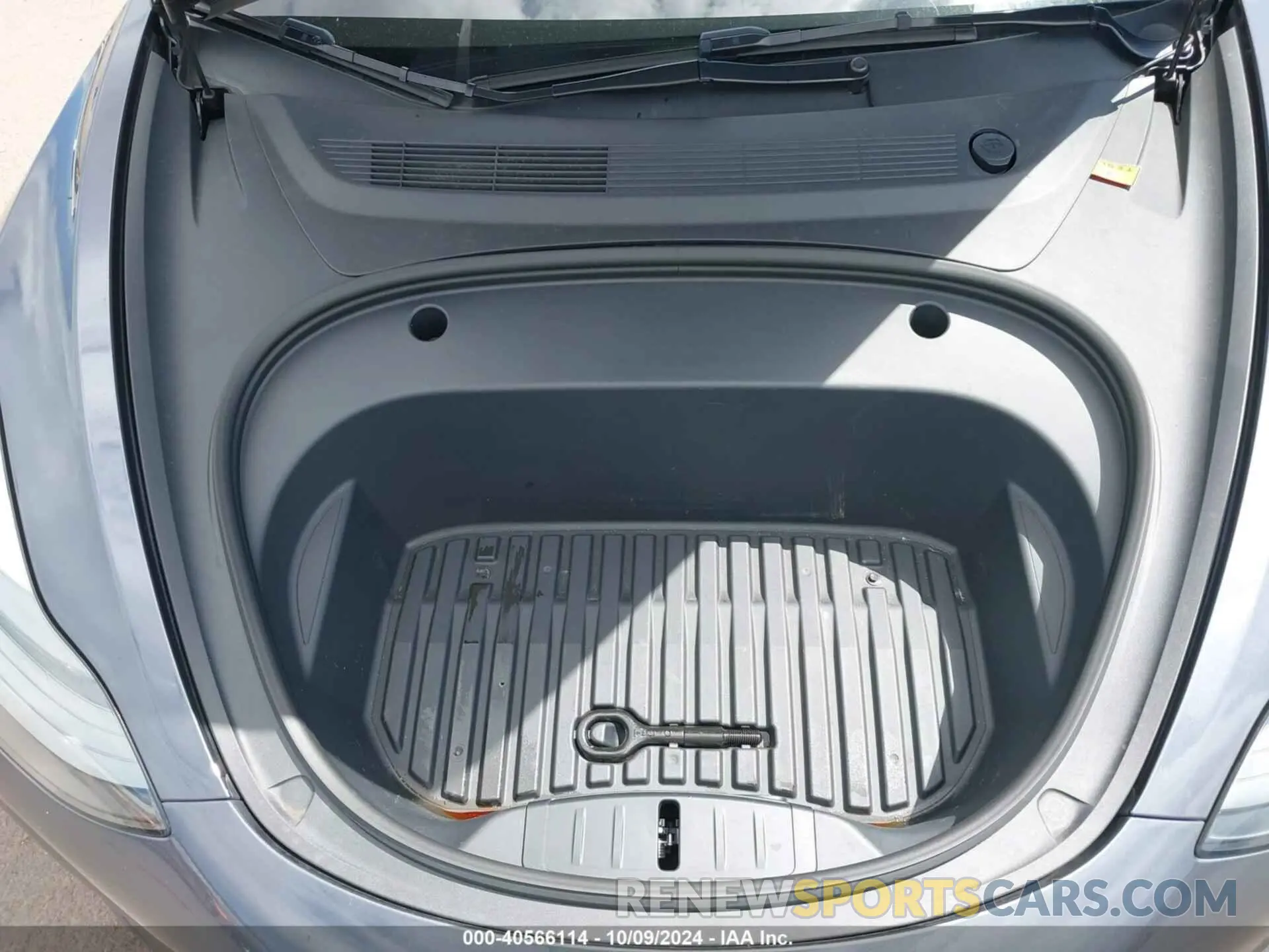 10 Фотография поврежденного автомобиля 5YJ3E1EA3PF670854 TESLA MODEL 3 2023