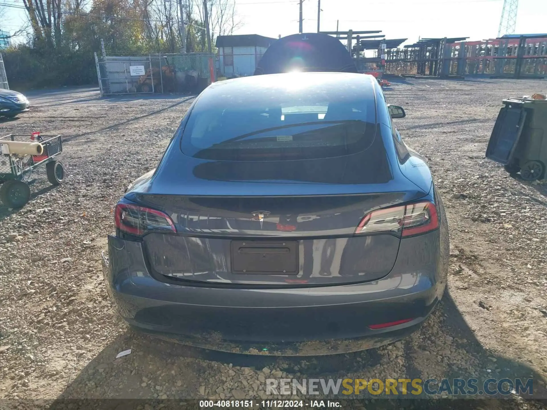 17 Photograph of a damaged car 5YJ3E1EA3PF673642 TESLA MODEL 3 2023