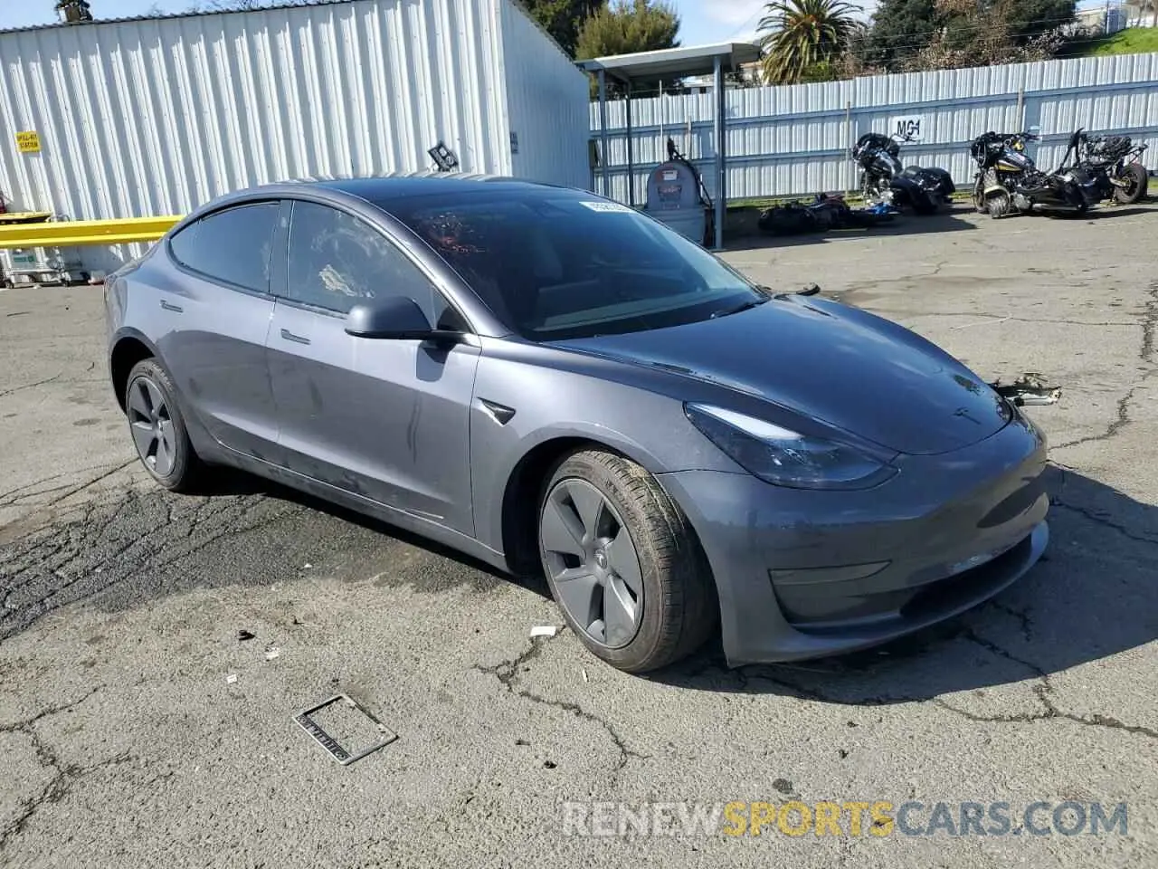 4 Photograph of a damaged car 5YJ3E1EA3PF714142 TESLA MODEL 3 2023
