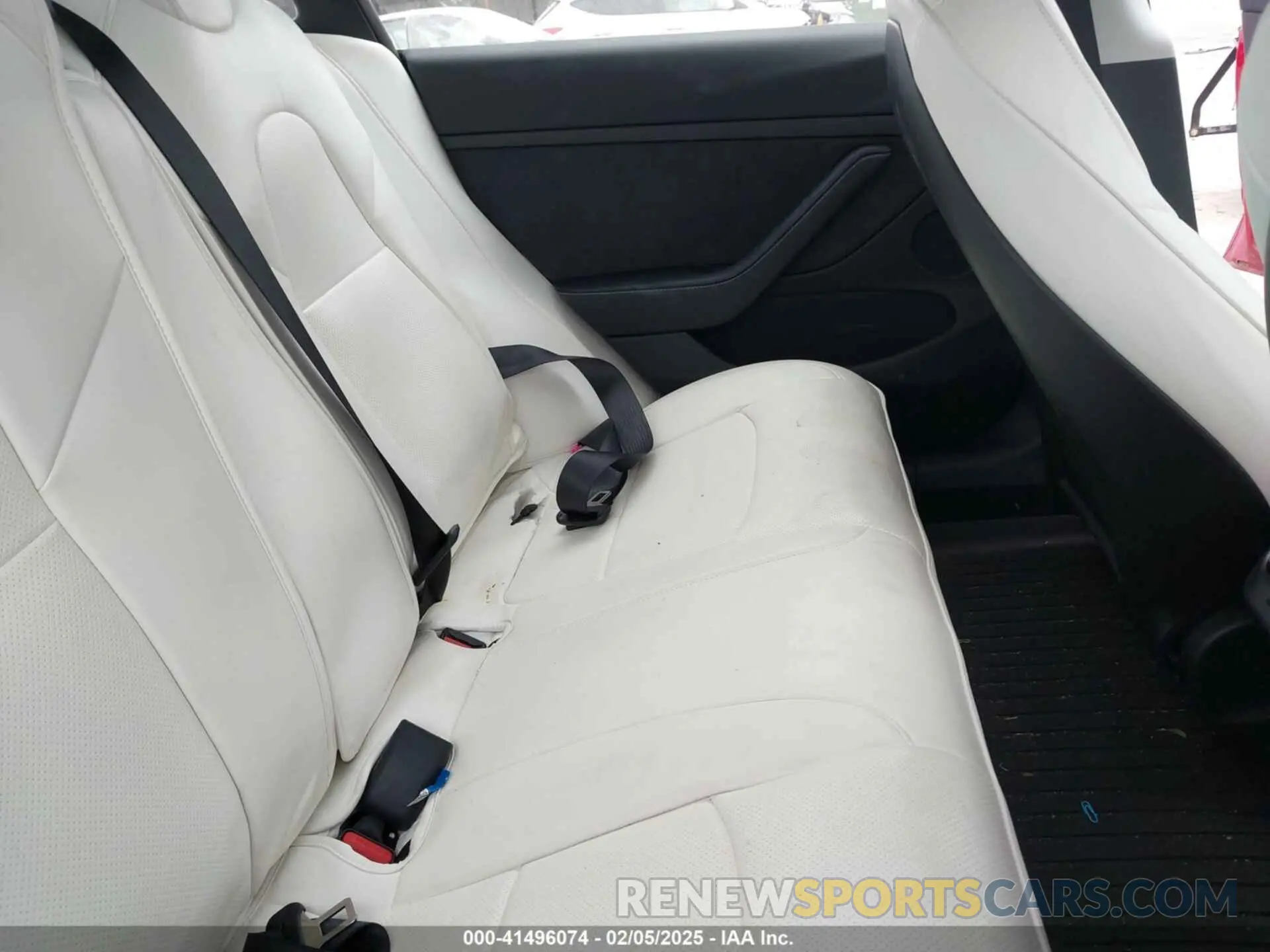 8 Photograph of a damaged car 5YJ3E1EA4PF384642 TESLA MODEL 3 2023