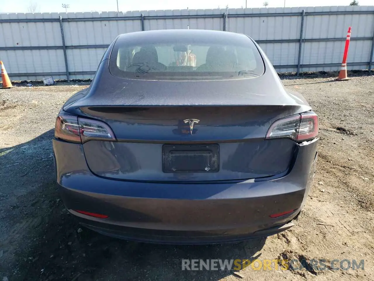 6 Photograph of a damaged car 5YJ3E1EA4PF400497 TESLA MODEL 3 2023