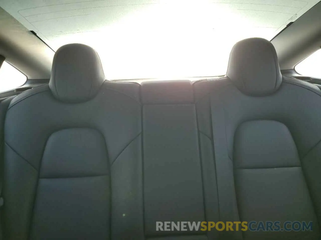 10 Фотография поврежденного автомобиля 5YJ3E1EA4PF402430 TESLA MODEL 3 2023