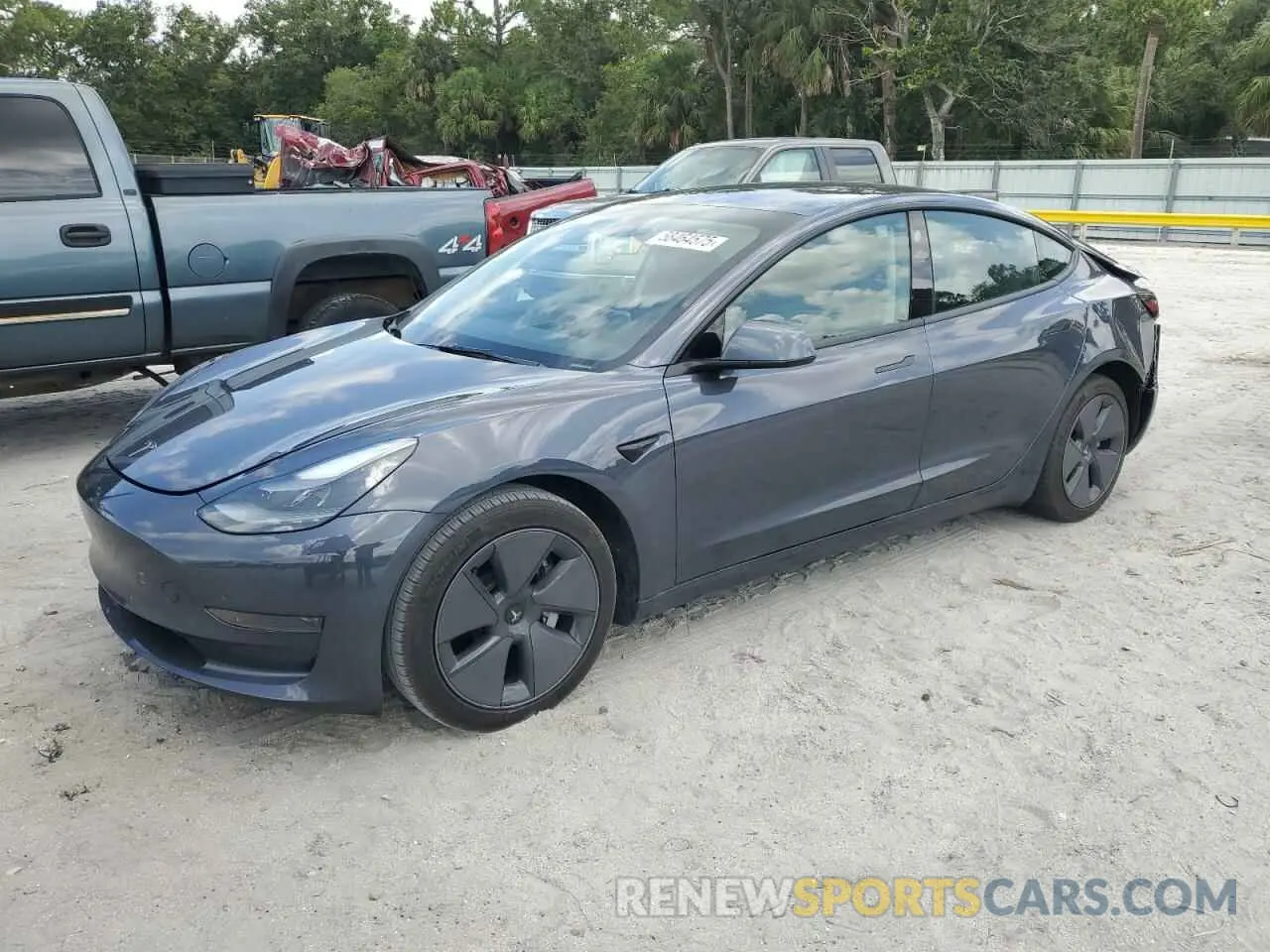 1 Photograph of a damaged car 5YJ3E1EA4PF407112 TESLA MODEL 3 2023