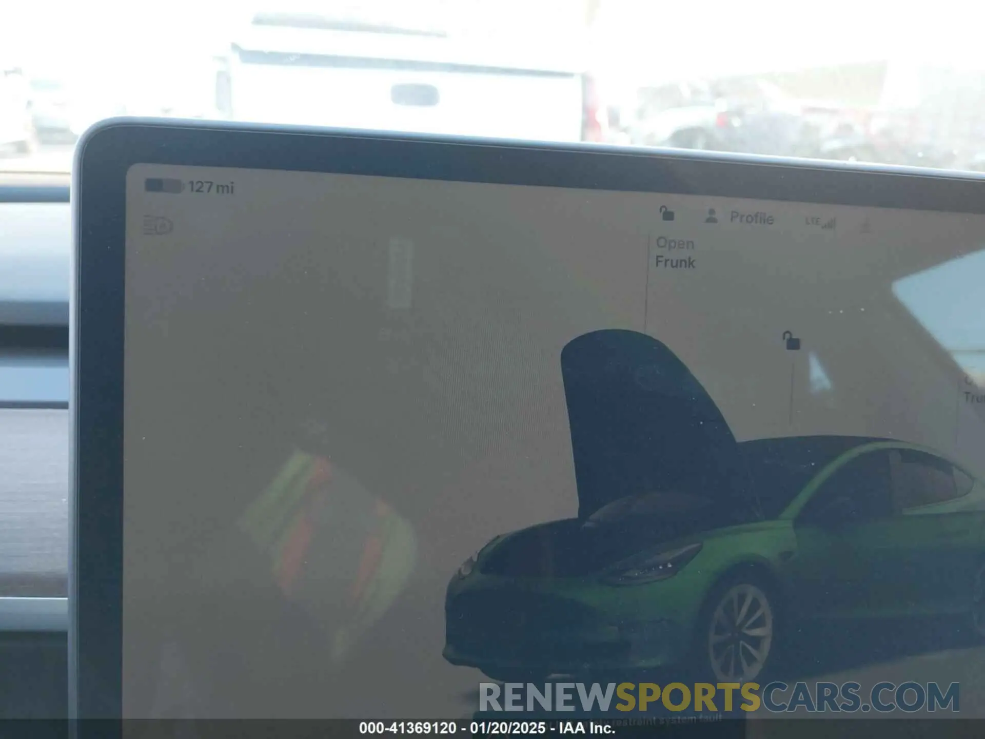 18 Photograph of a damaged car 5YJ3E1EA4PF421933 TESLA MODEL 3 2023