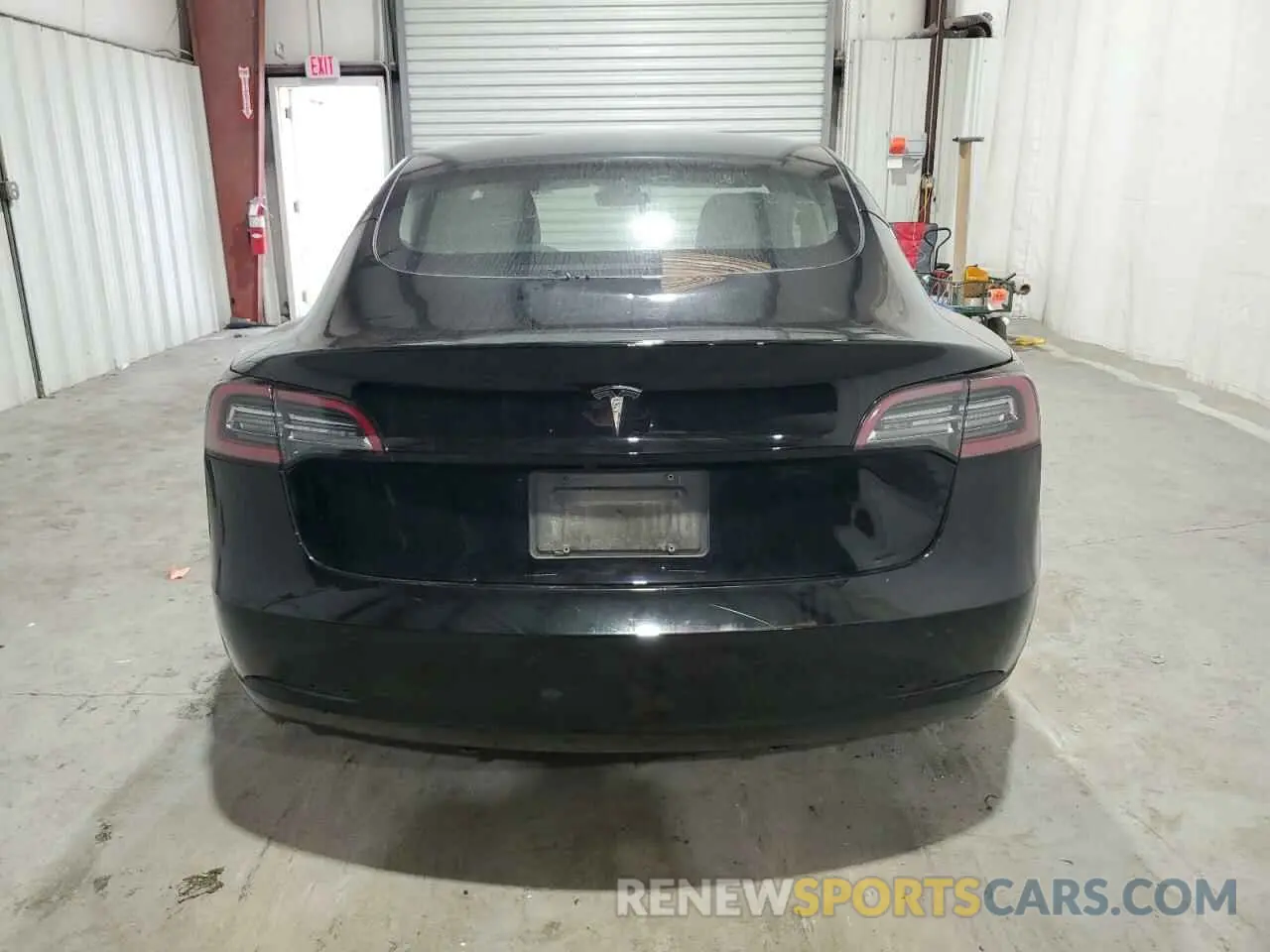 6 Photograph of a damaged car 5YJ3E1EA4PF436447 TESLA MODEL 3 2023