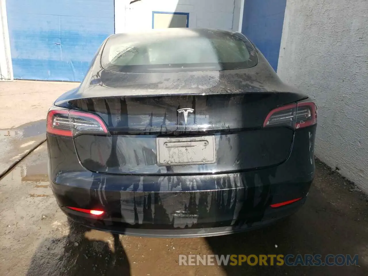 6 Фотография поврежденного автомобиля 5YJ3E1EA4PF448727 TESLA MODEL 3 2023