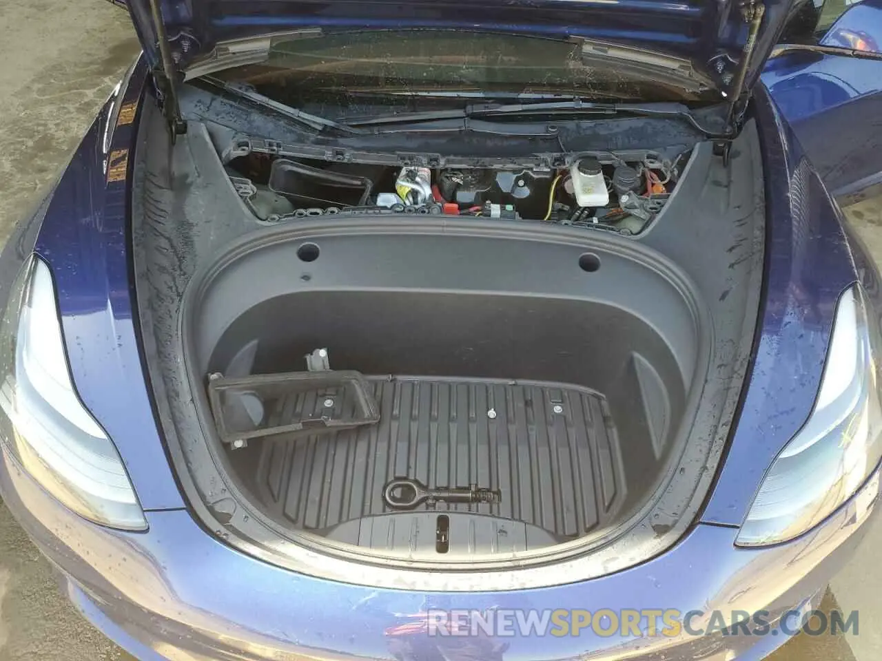 11 Фотография поврежденного автомобиля 5YJ3E1EA4PF449389 TESLA MODEL 3 2023