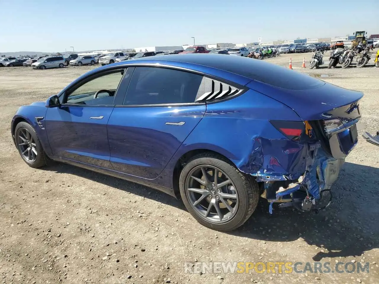 2 Фотография поврежденного автомобиля 5YJ3E1EA4PF457590 TESLA MODEL 3 2023
