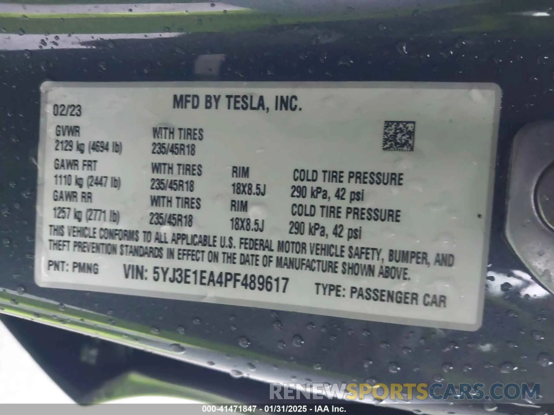 9 Photograph of a damaged car 5YJ3E1EA4PF489617 TESLA MODEL 3 2023
