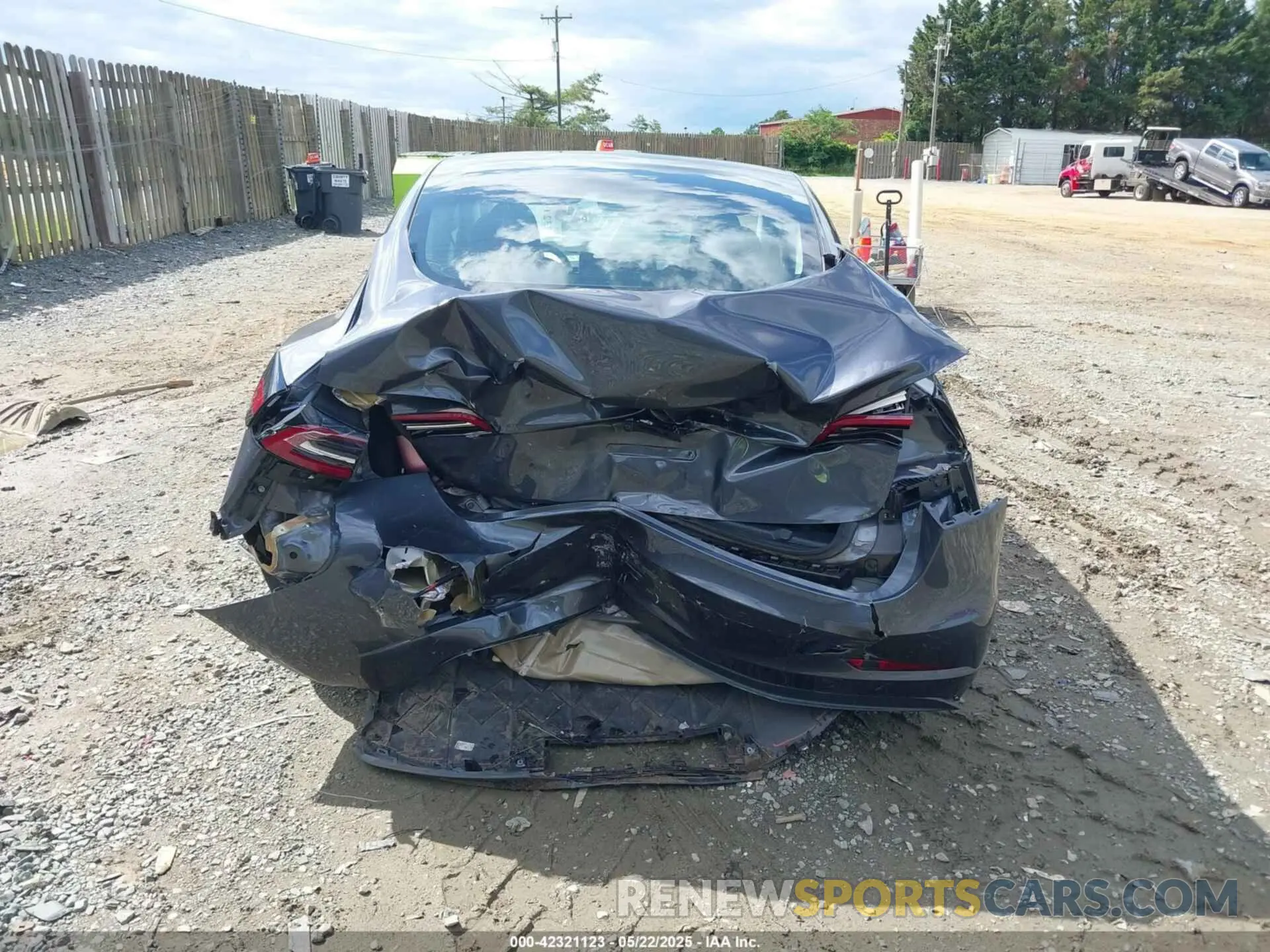 16 Фотография поврежденного автомобиля 5YJ3E1EA4PF515844 TESLA MODEL 3 2023