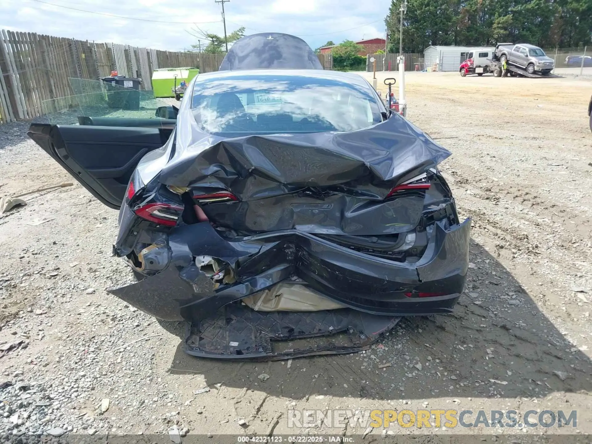 6 Фотография поврежденного автомобиля 5YJ3E1EA4PF515844 TESLA MODEL 3 2023