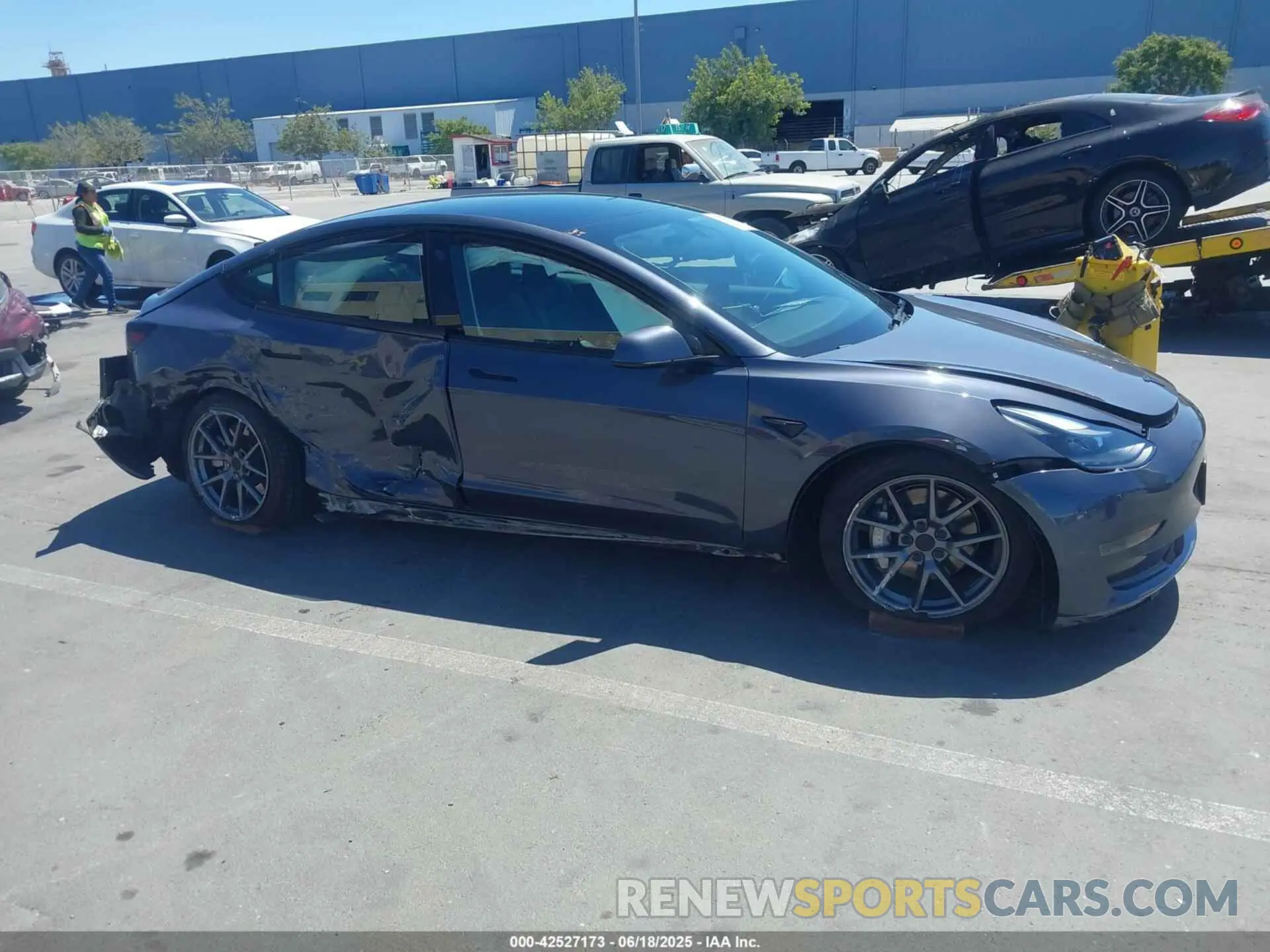 6 Photograph of a damaged car 5YJ3E1EA4PF545281 TESLA MODEL 3 2023