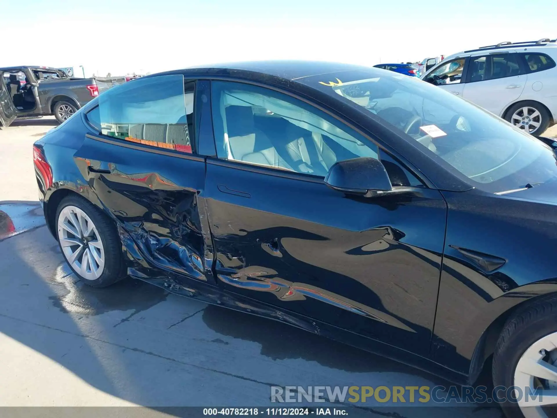 6 Photograph of a damaged car 5YJ3E1EA4PF552103 TESLA MODEL 3 2023