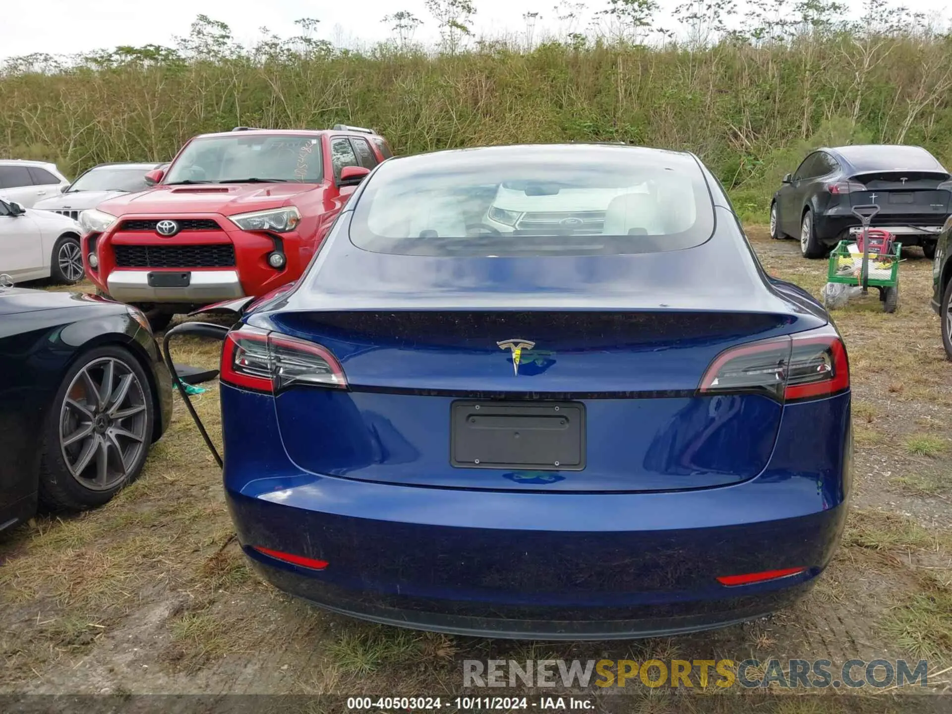 16 Photograph of a damaged car 5YJ3E1EA4PF553459 TESLA MODEL 3 2023