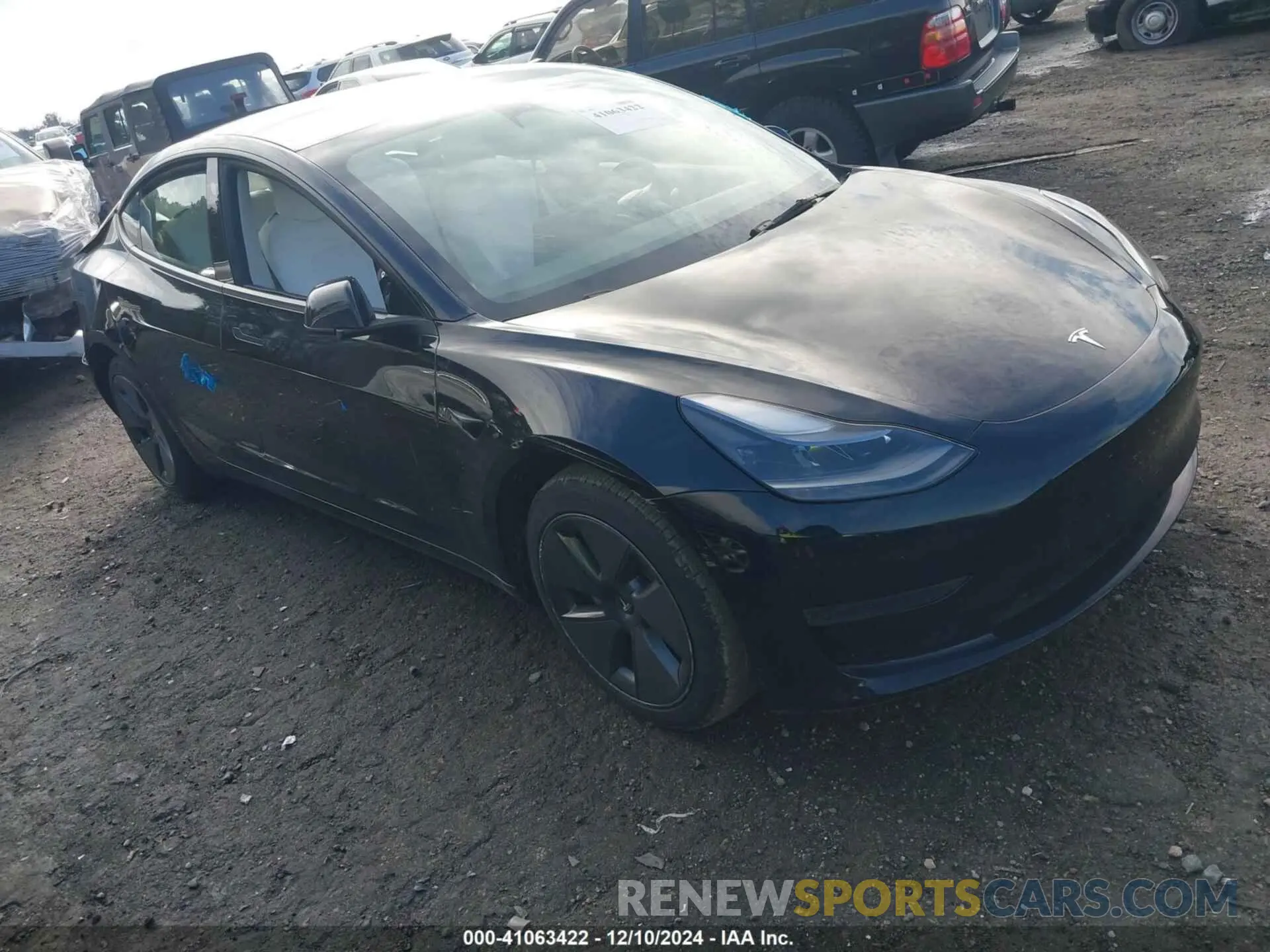 1 Photograph of a damaged car 5YJ3E1EA4PF554885 TESLA MODEL 3 2023