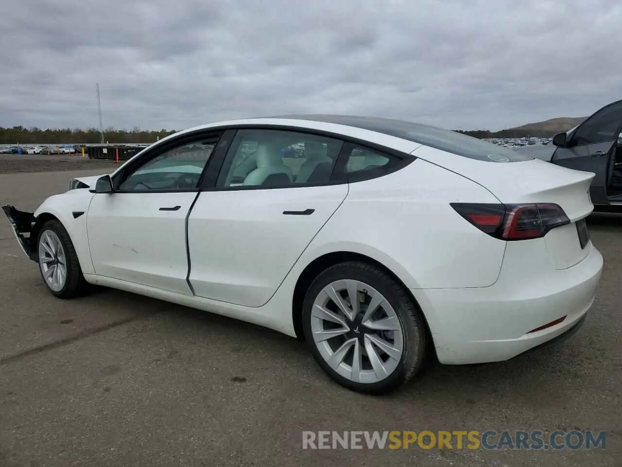 2 Фотография поврежденного автомобиля 5YJ3E1EA4PF569399 TESLA MODEL 3 2023