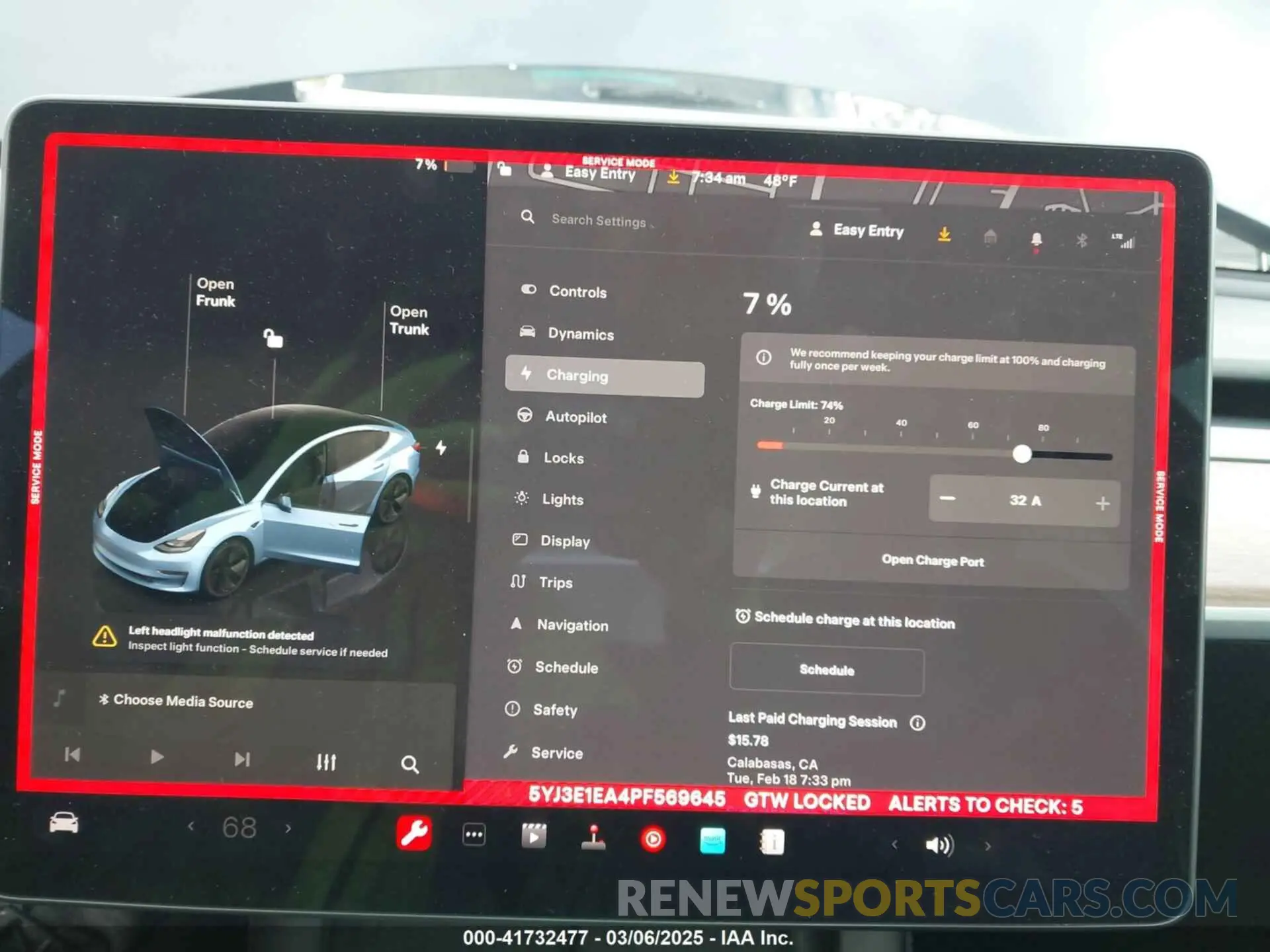 18 Photograph of a damaged car 5YJ3E1EA4PF569645 TESLA MODEL 3 2023