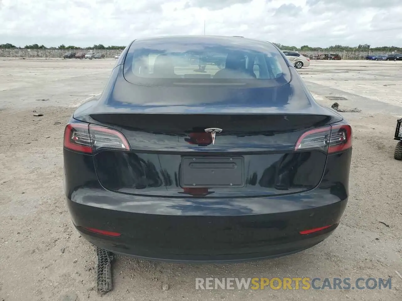 6 Фотография поврежденного автомобиля 5YJ3E1EA4PF601185 TESLA MODEL 3 2023